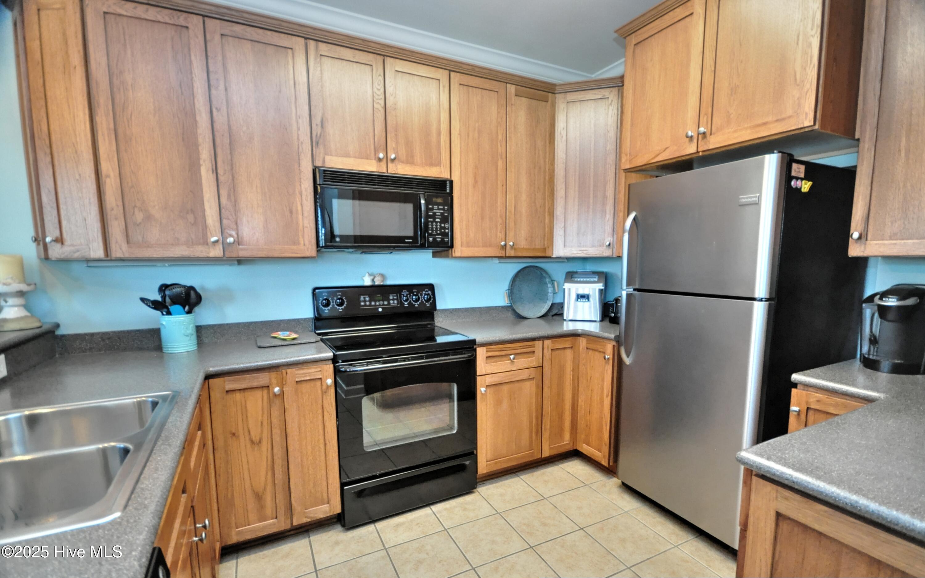 100546505 | Photo 18