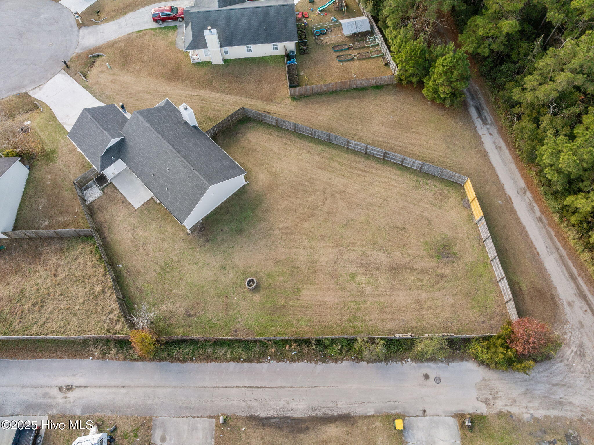 100545189 | Photo 58