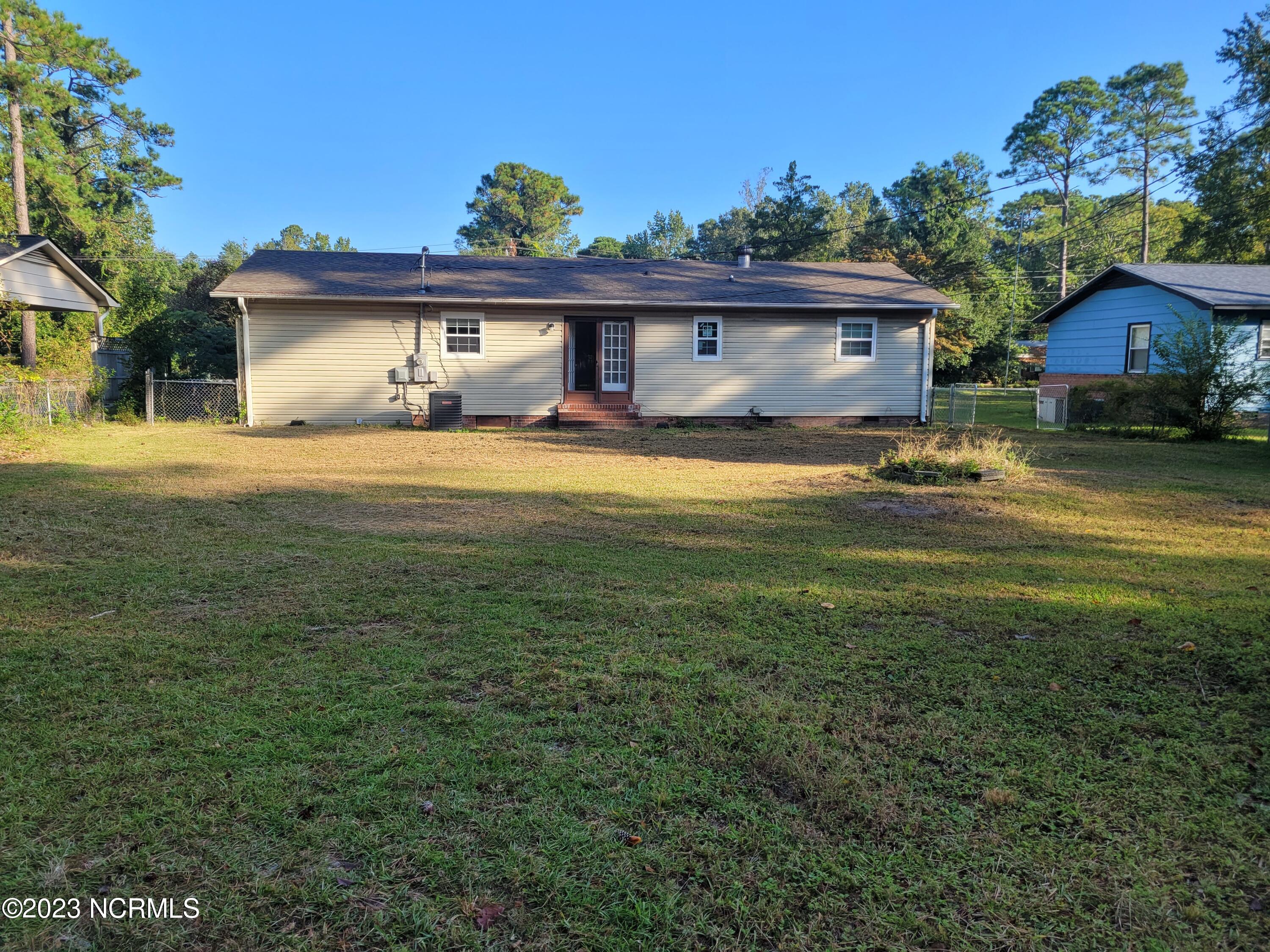 100543468 | Photo 18