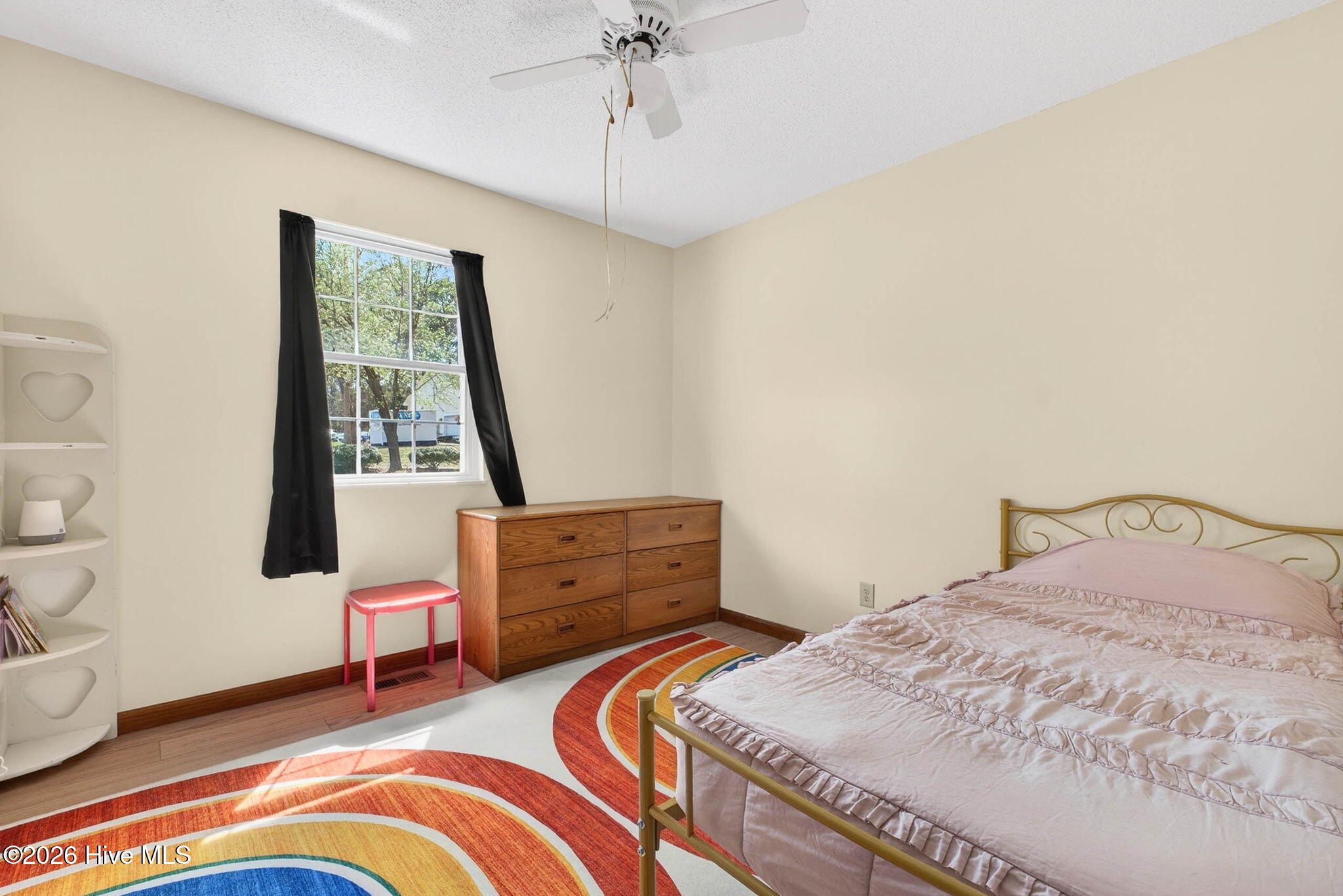 100561895 | Photo 20