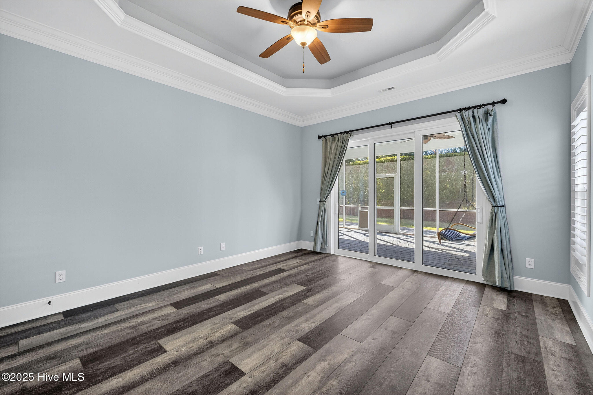 100512498 | Photo 36