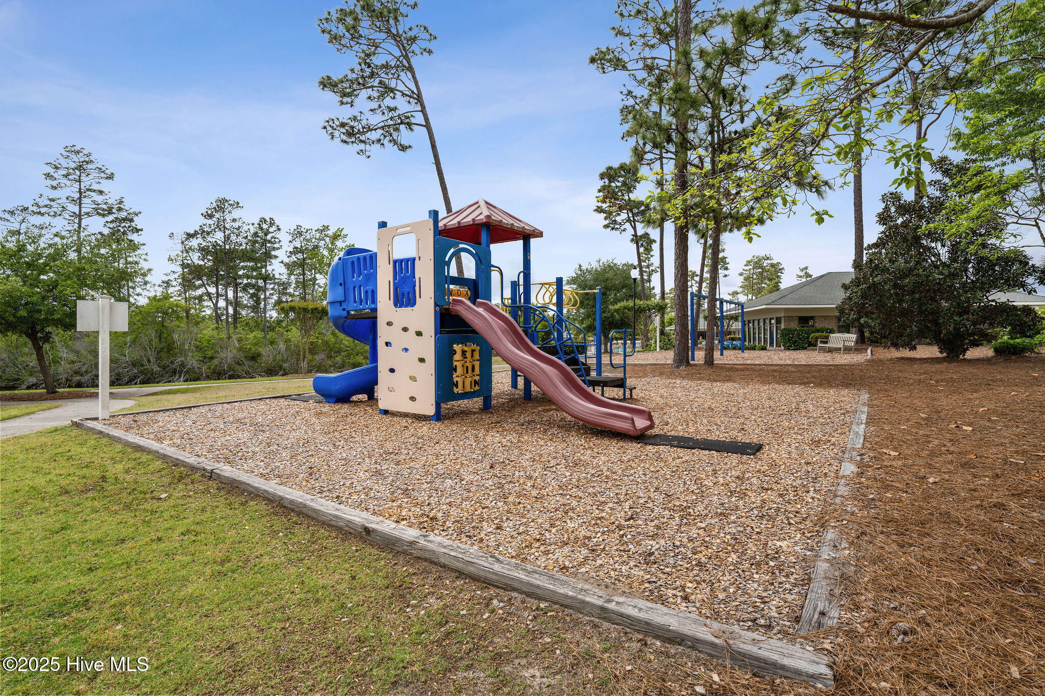 100531104 | Photo 83