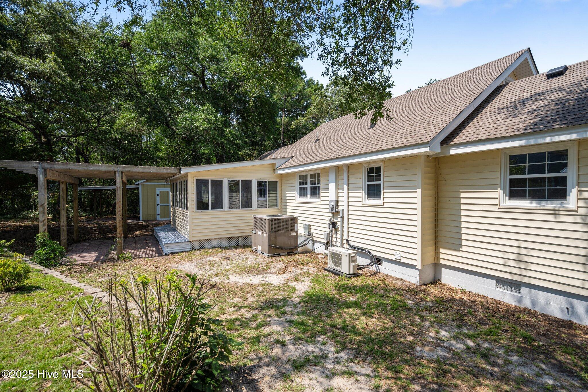 108 NW 29th Street, Oak Island, NC, 28465