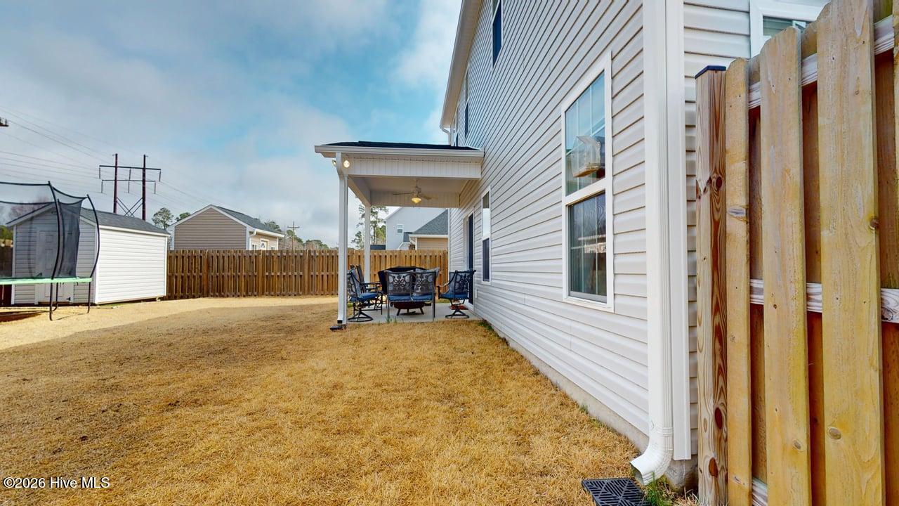 100559216 | Photo 55