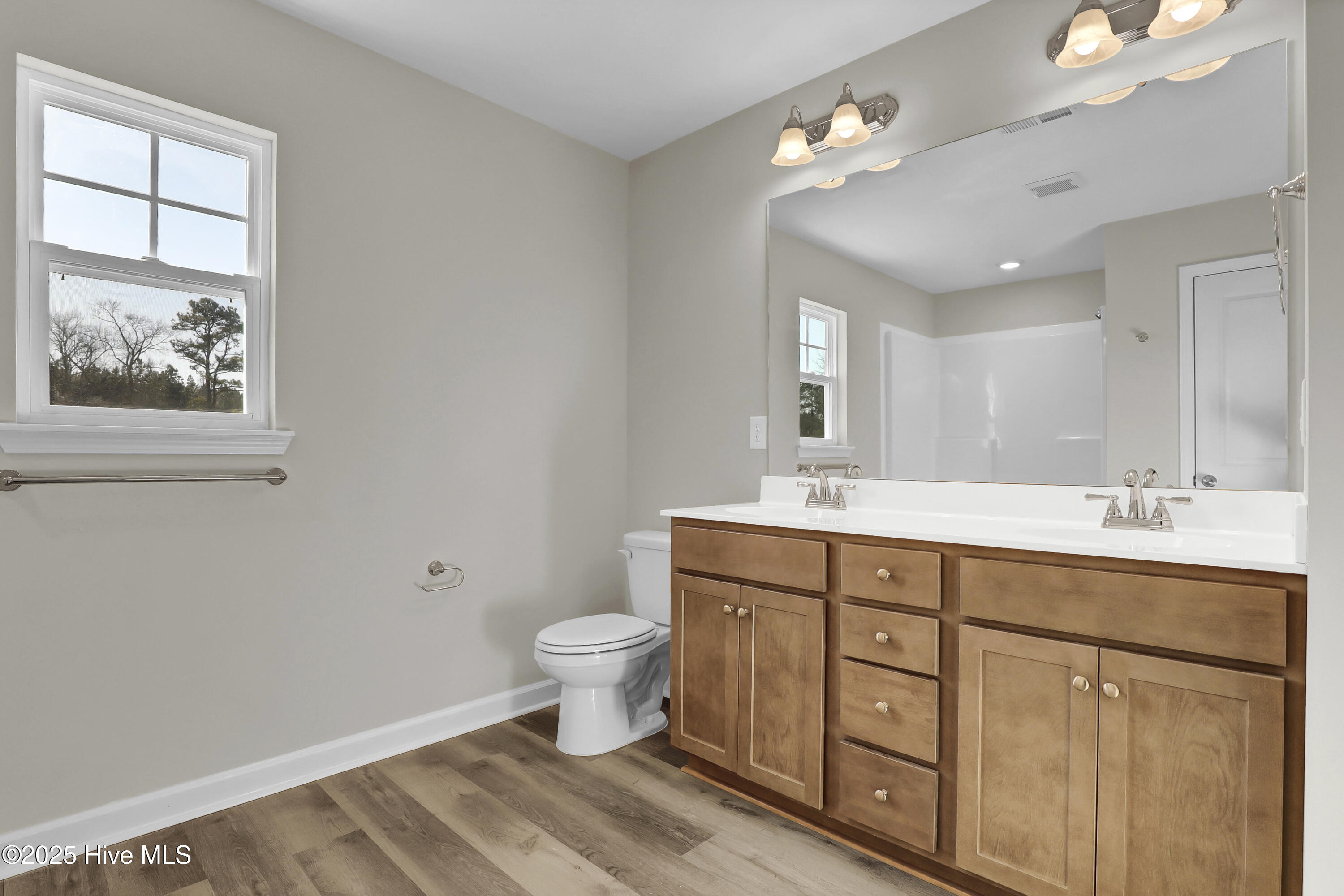 100461654 | Photo 26