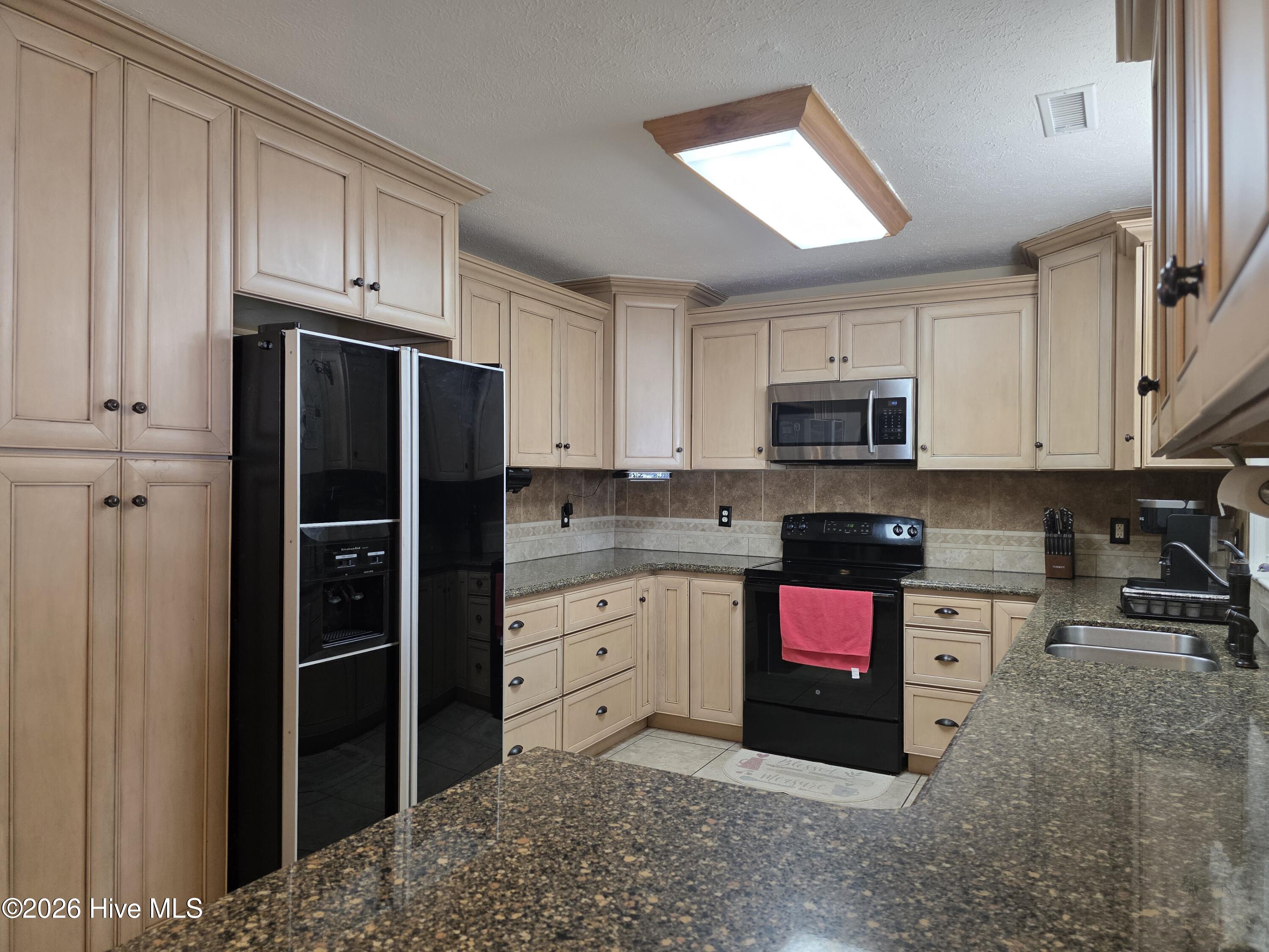 100554499 | Photo 12