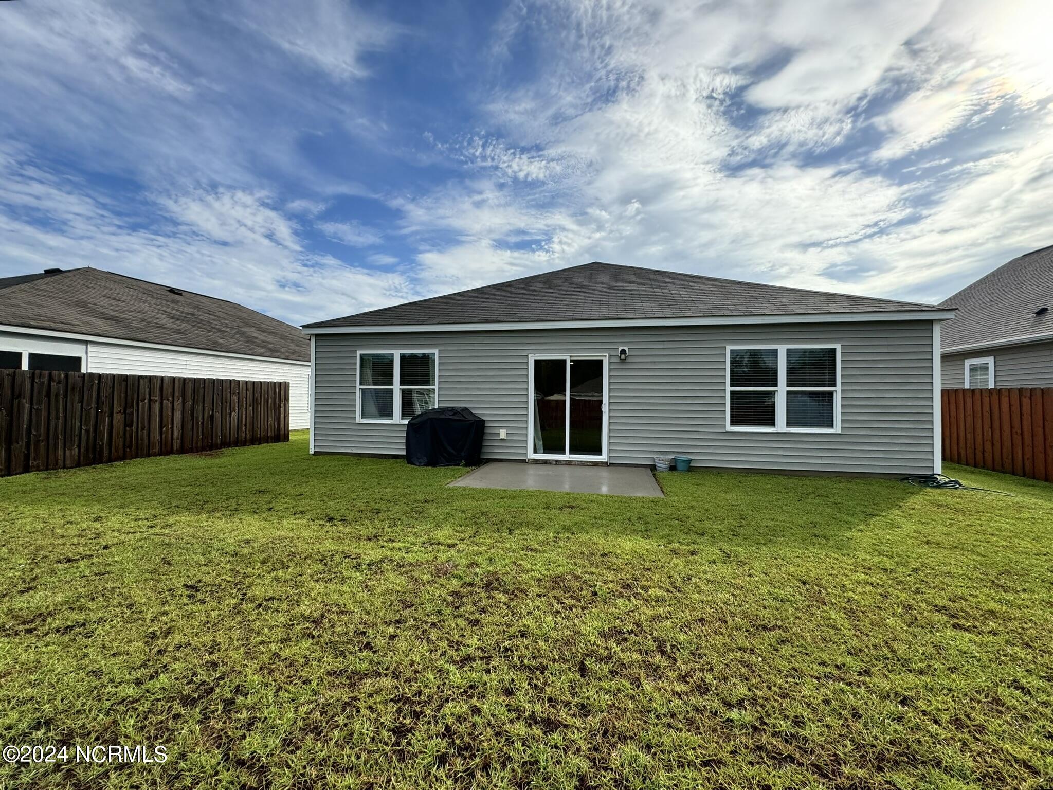 100565970 | Photo 13