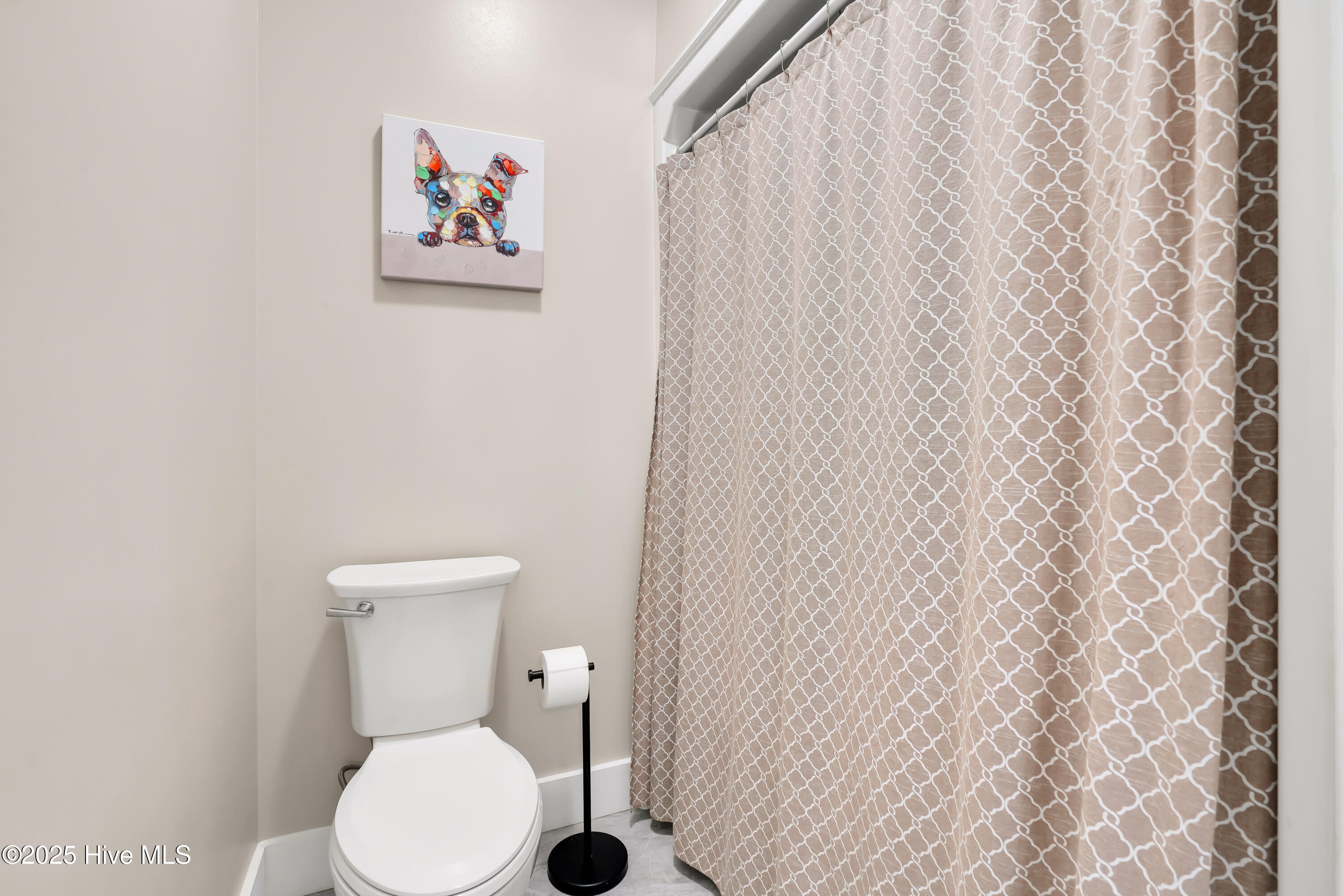 100557608 | Photo 26