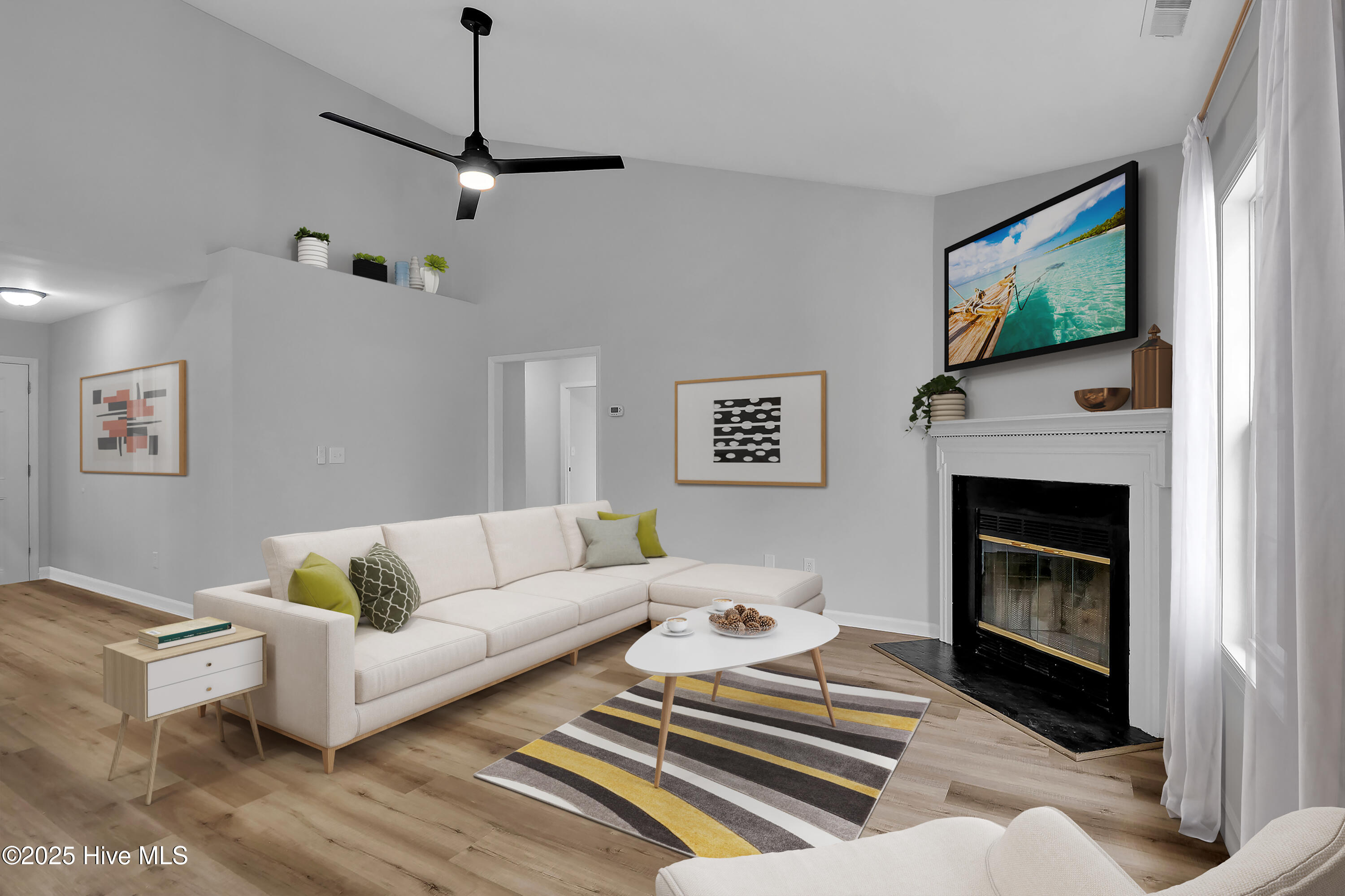 5200 Woods Edge Road, Wilmington, NC 28409 – photo 8: LIVING STAGED