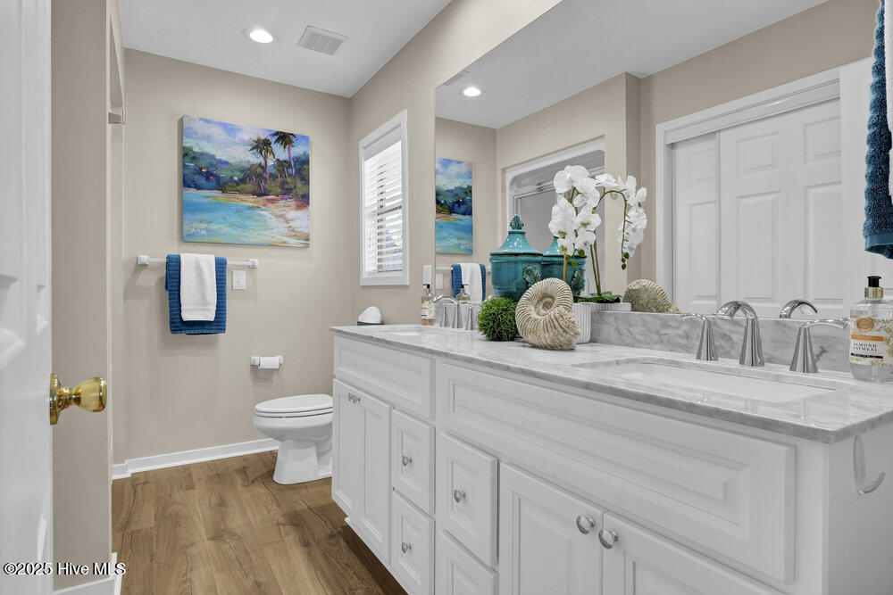 100541814 | Photo 20