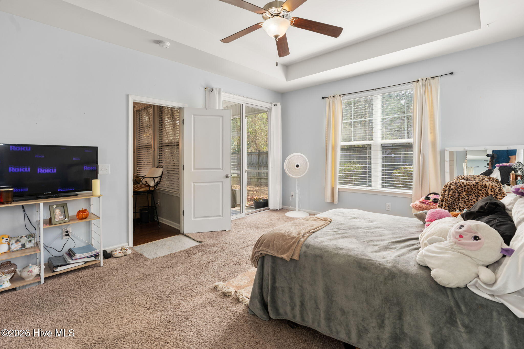 100557369 | Photo 34