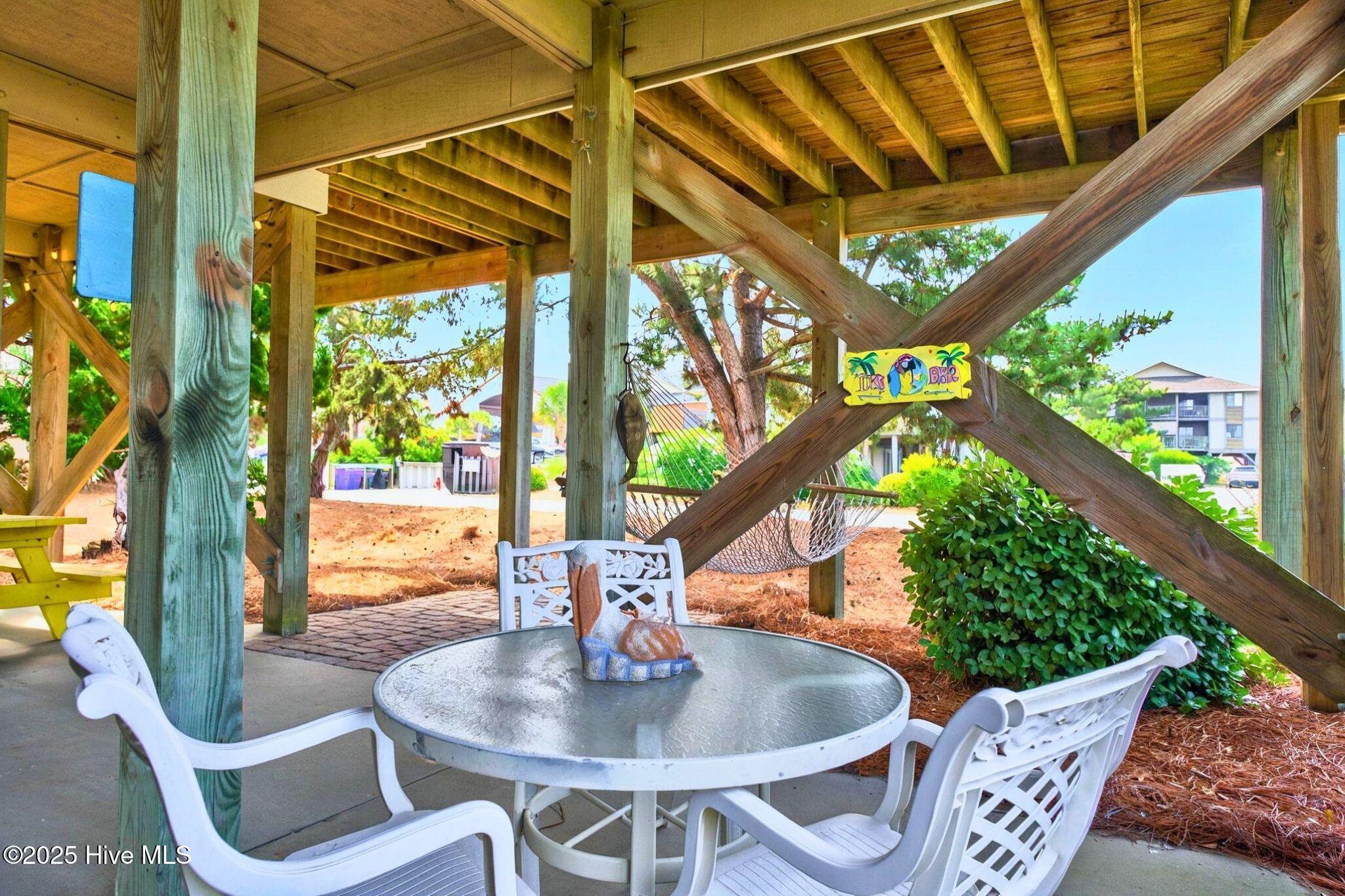 100508877 | Photo 42