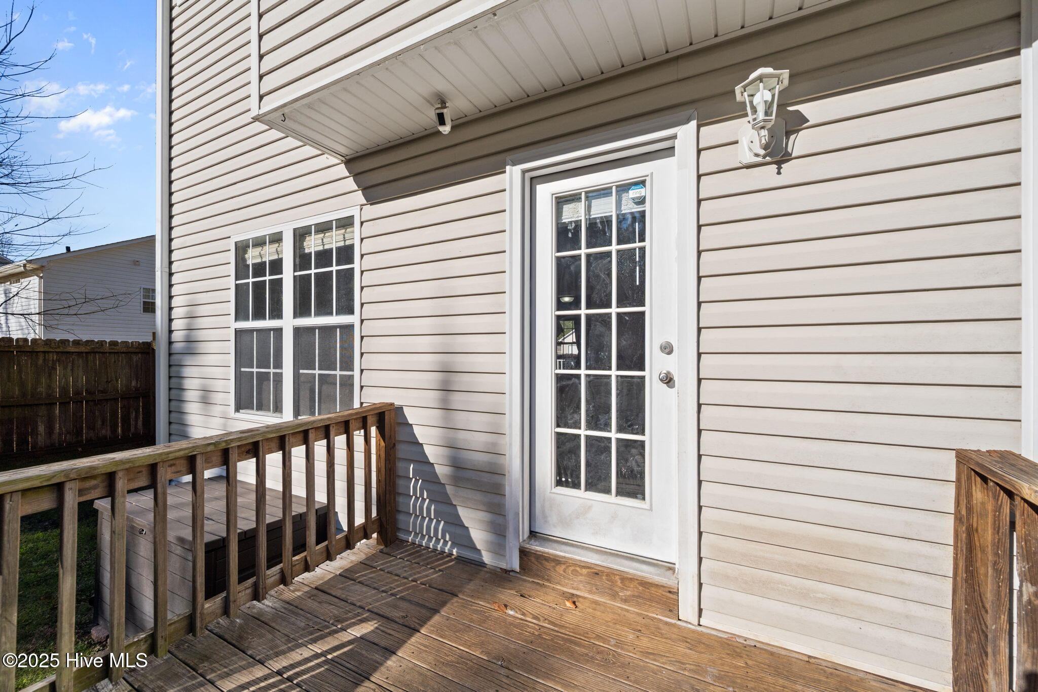 100545642 | Photo 48