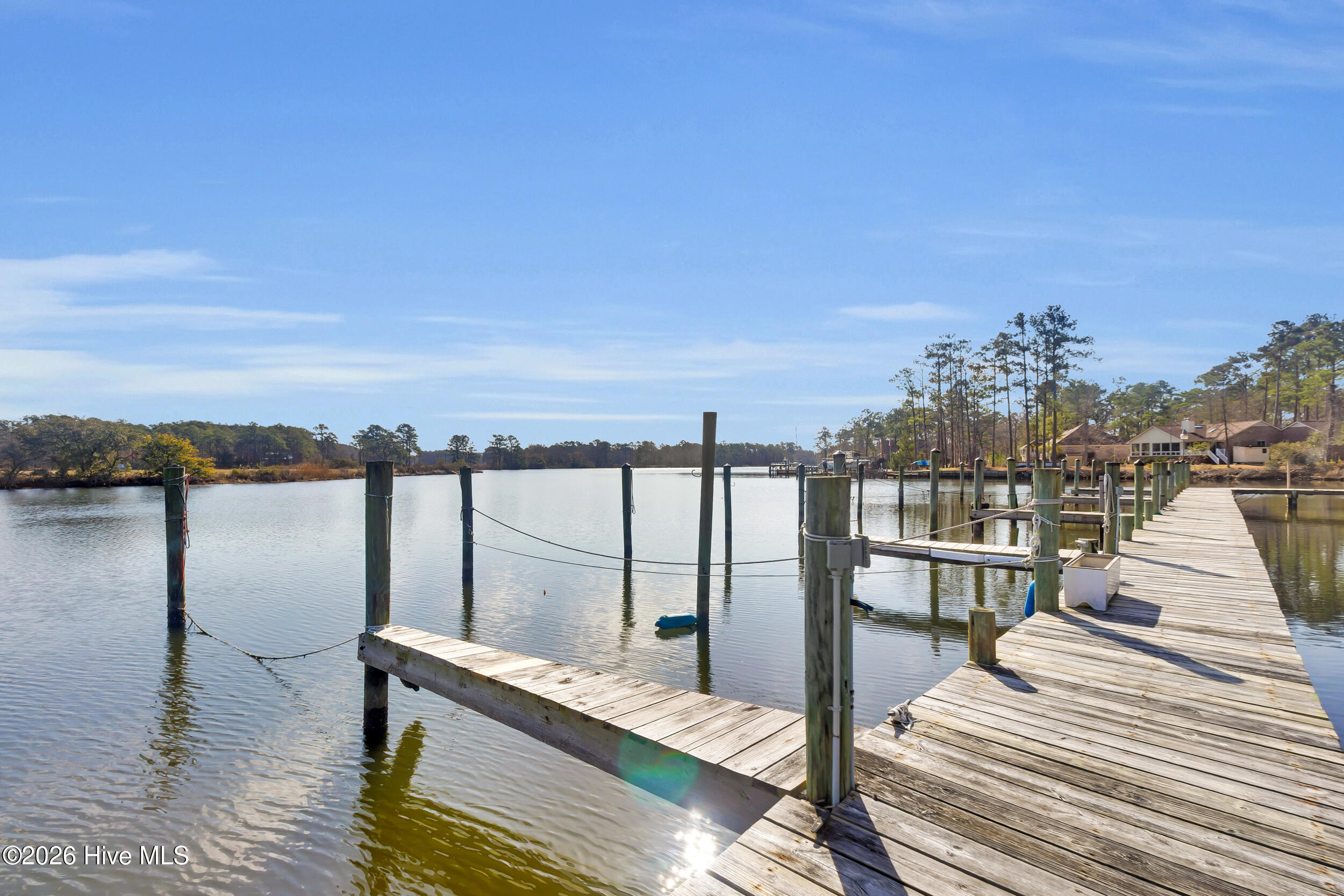 61 Spinnaker Point Road N, Oriental, NC, 28571