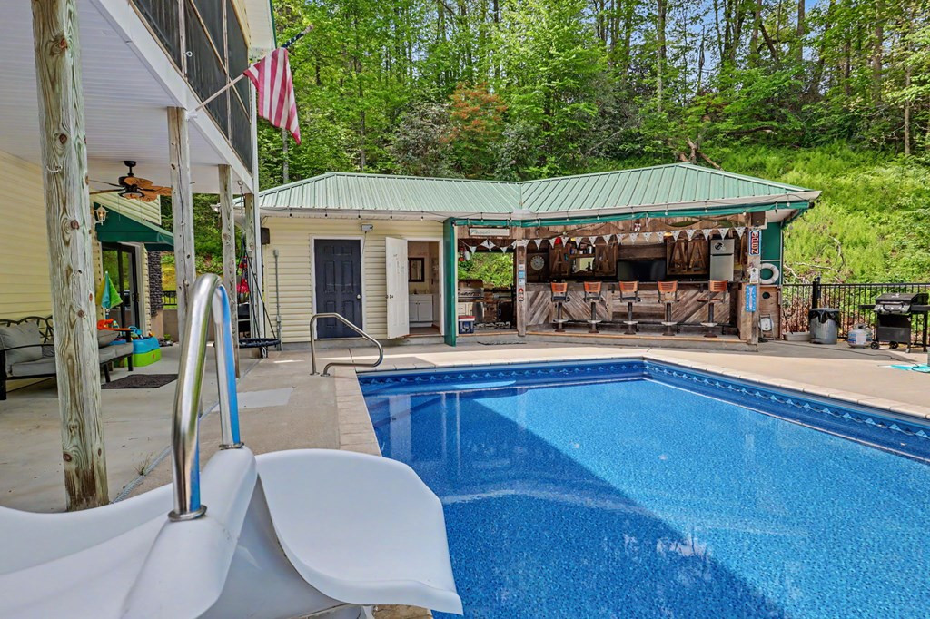 522 Fred Amos Road, Murphy, NC 28906 Listing Photo  11