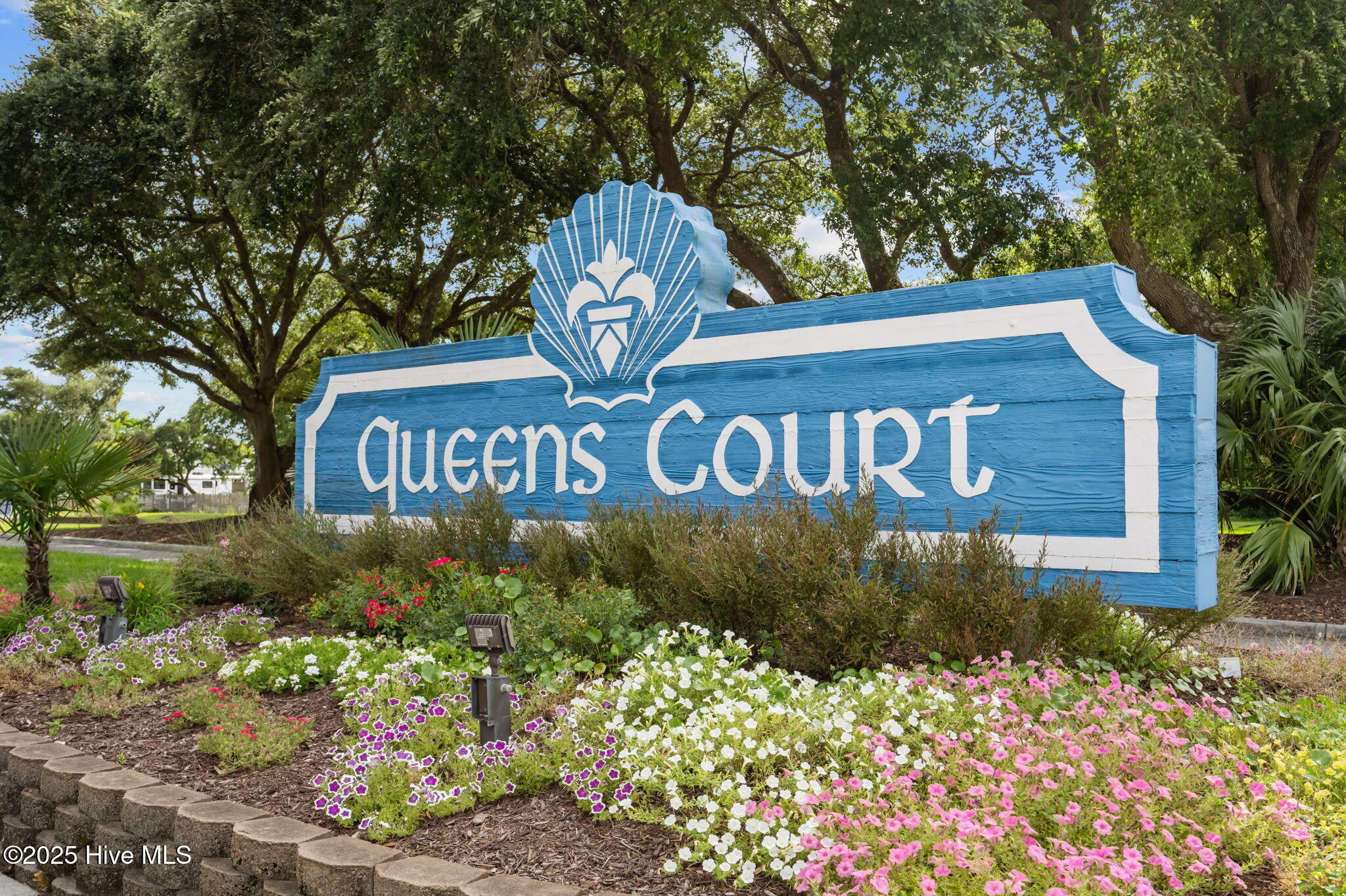 100520970 | Photo 35