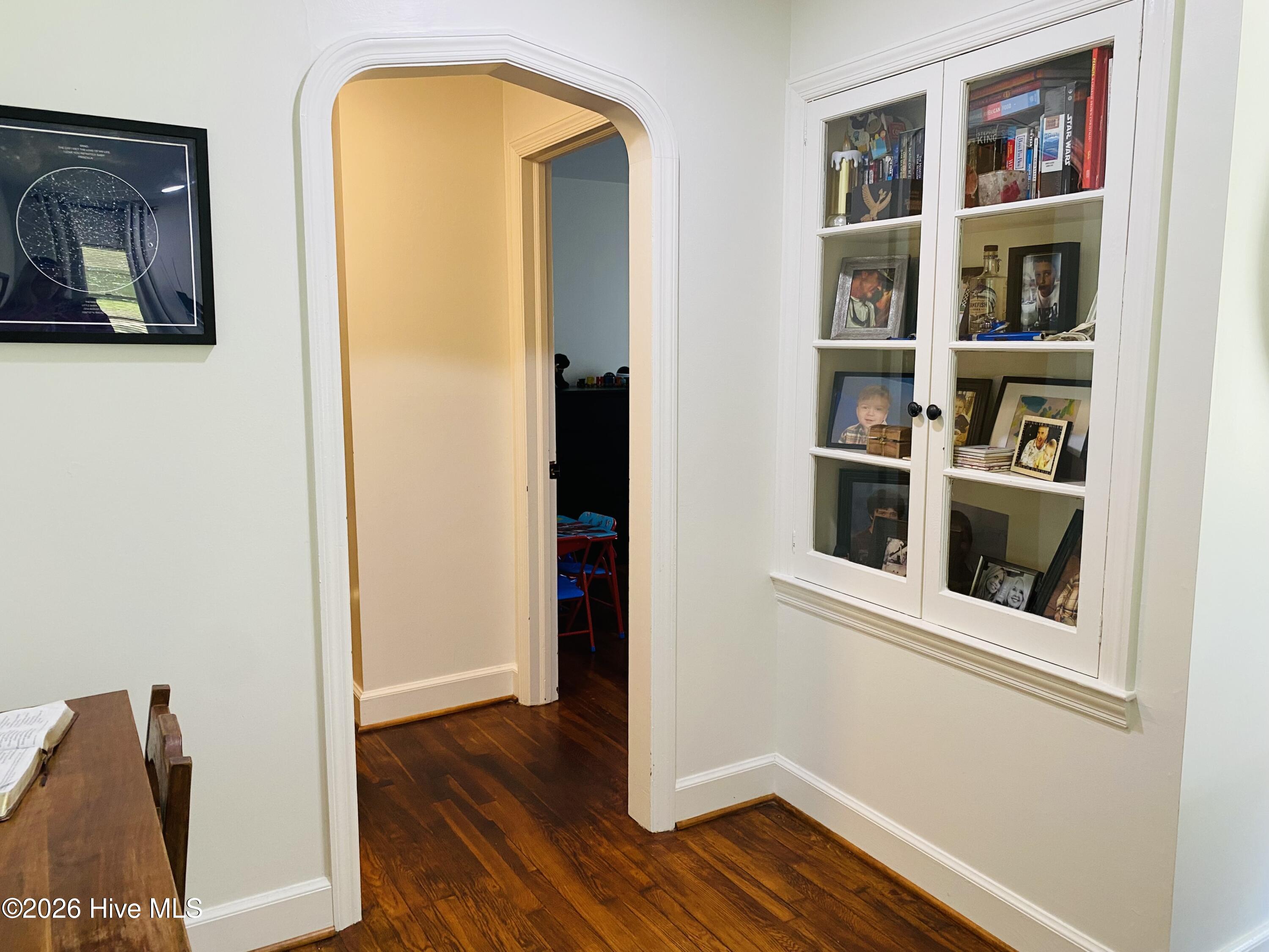 100569666 | Photo 26