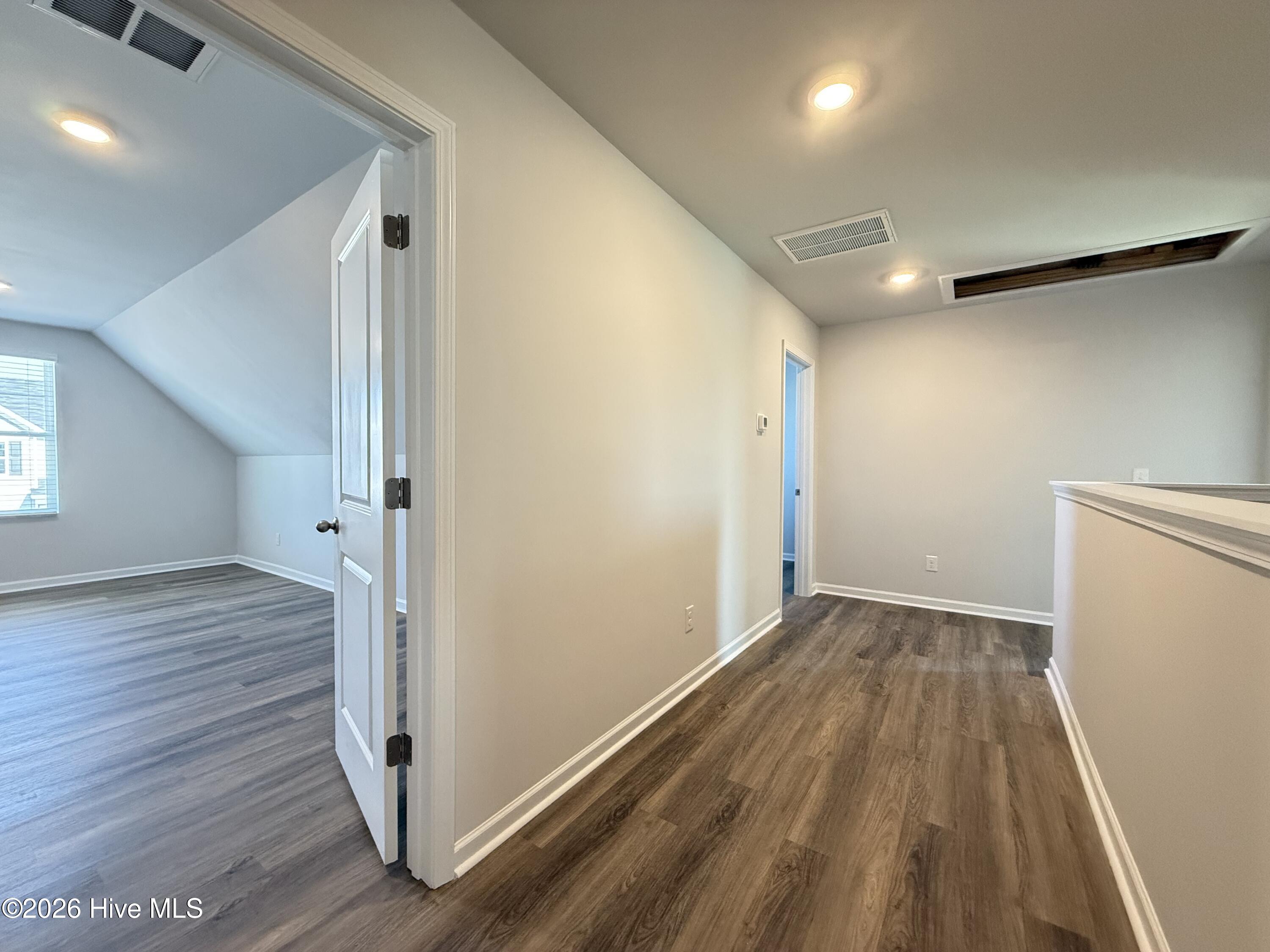 100526297 | Photo 20