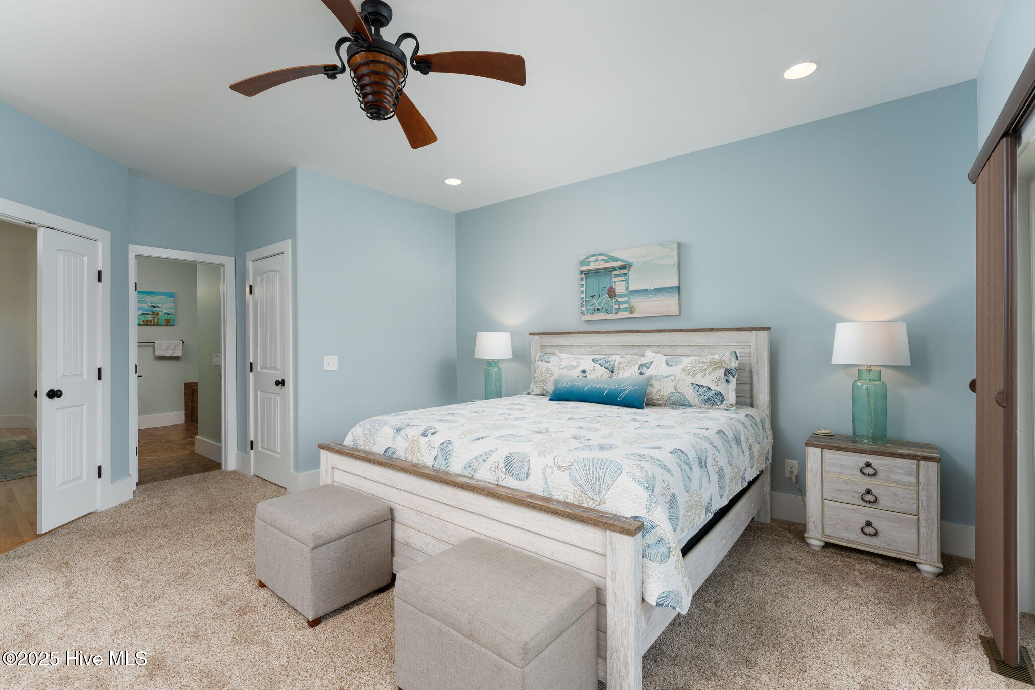 100537095 | Photo 34