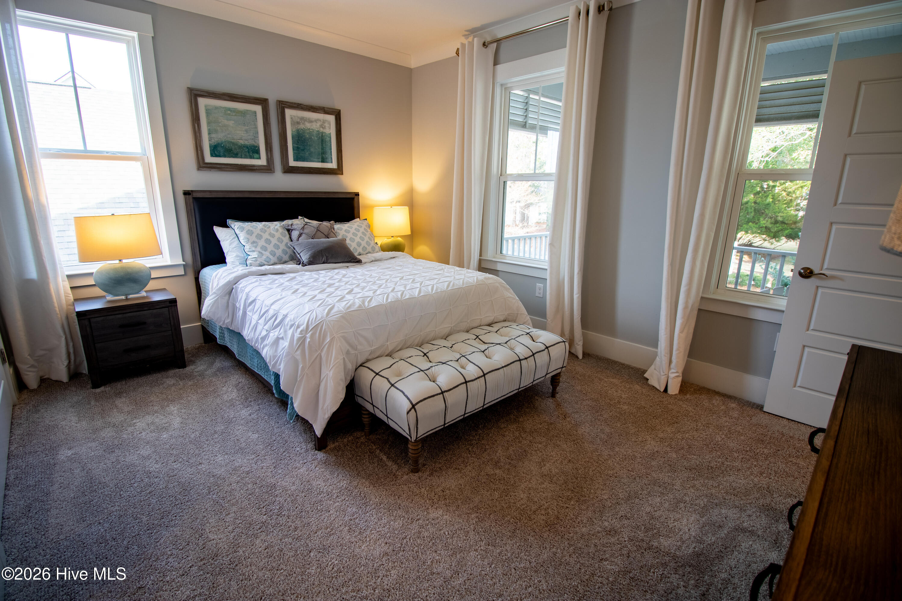 100552497 | Photo 36