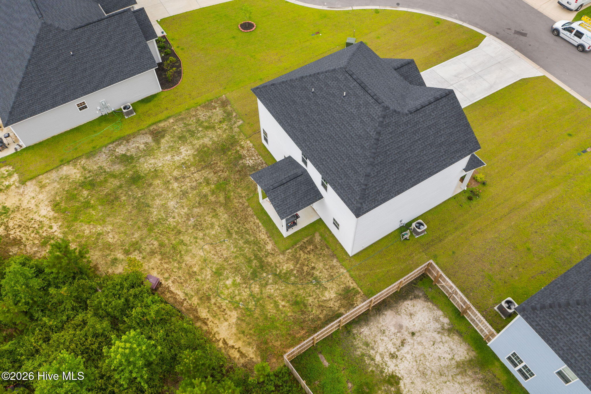 100558760 | Photo 39