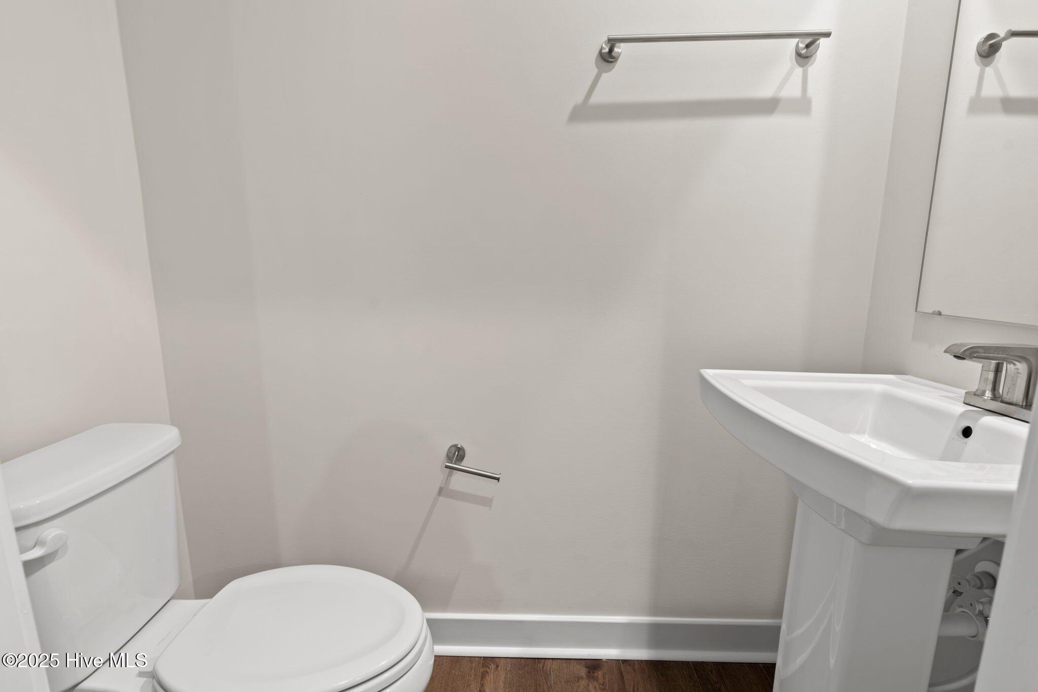 100541179 | Photo 11