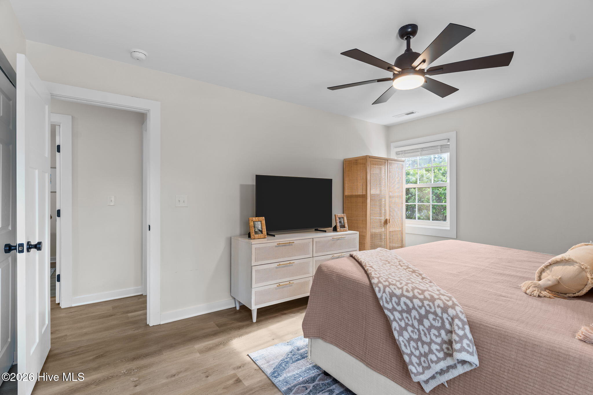 100552311 | Photo 28