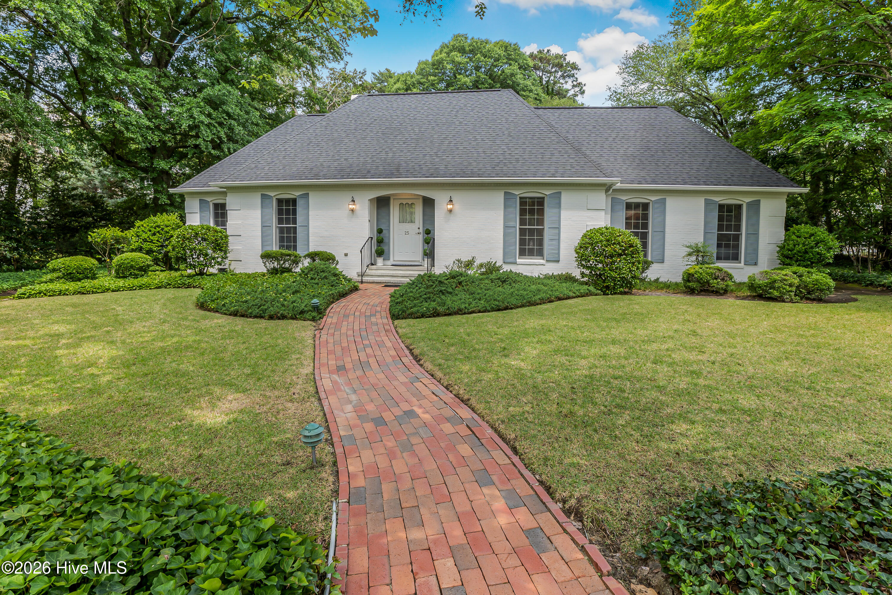 25 Magnolia Rd