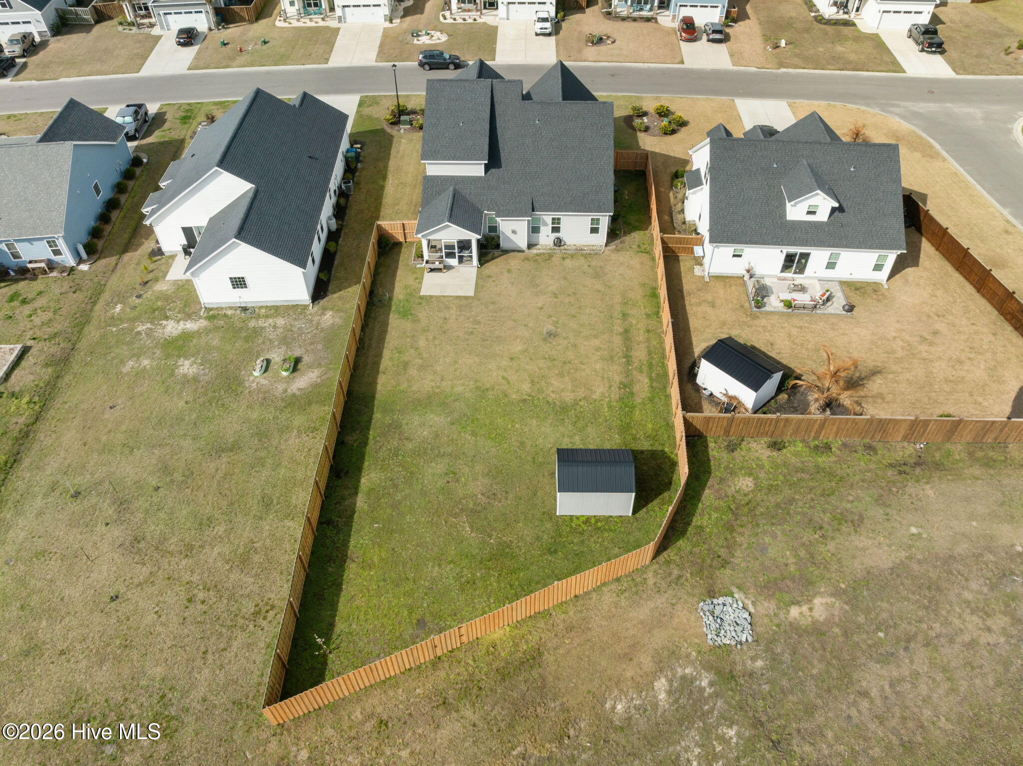 100561377 | Photo 49