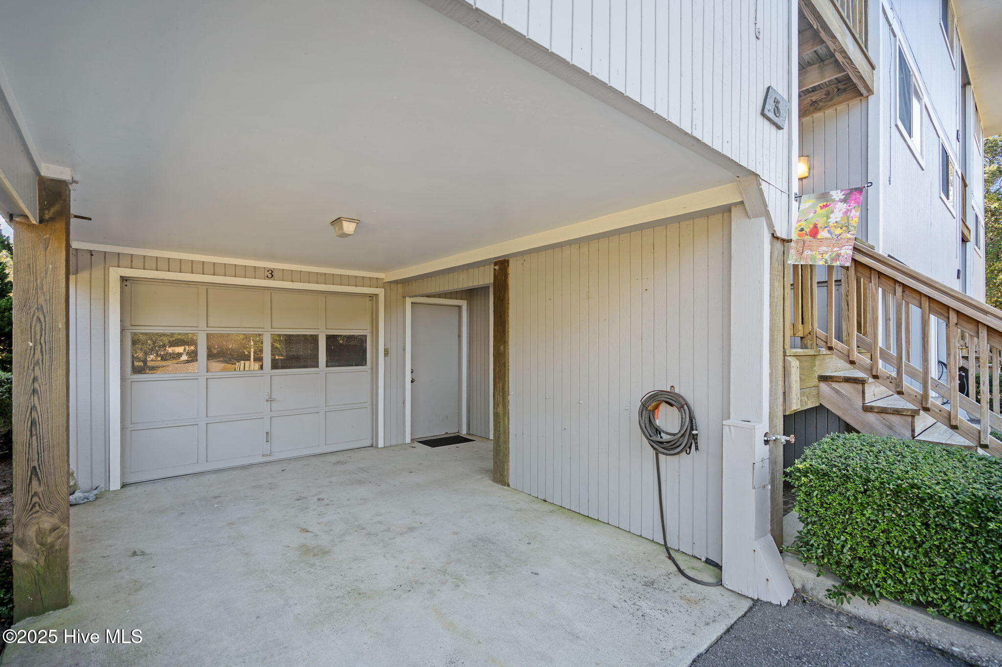 100541218 | Photo 41