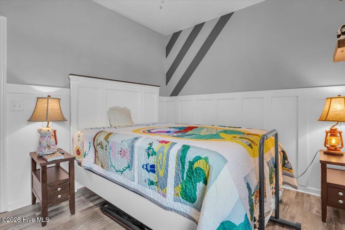 100570228 | Photo 20