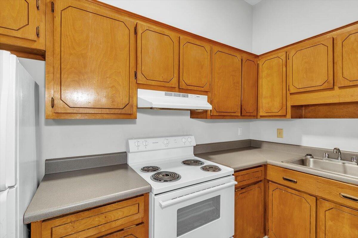 03-228 A Telfair St, Interior-2