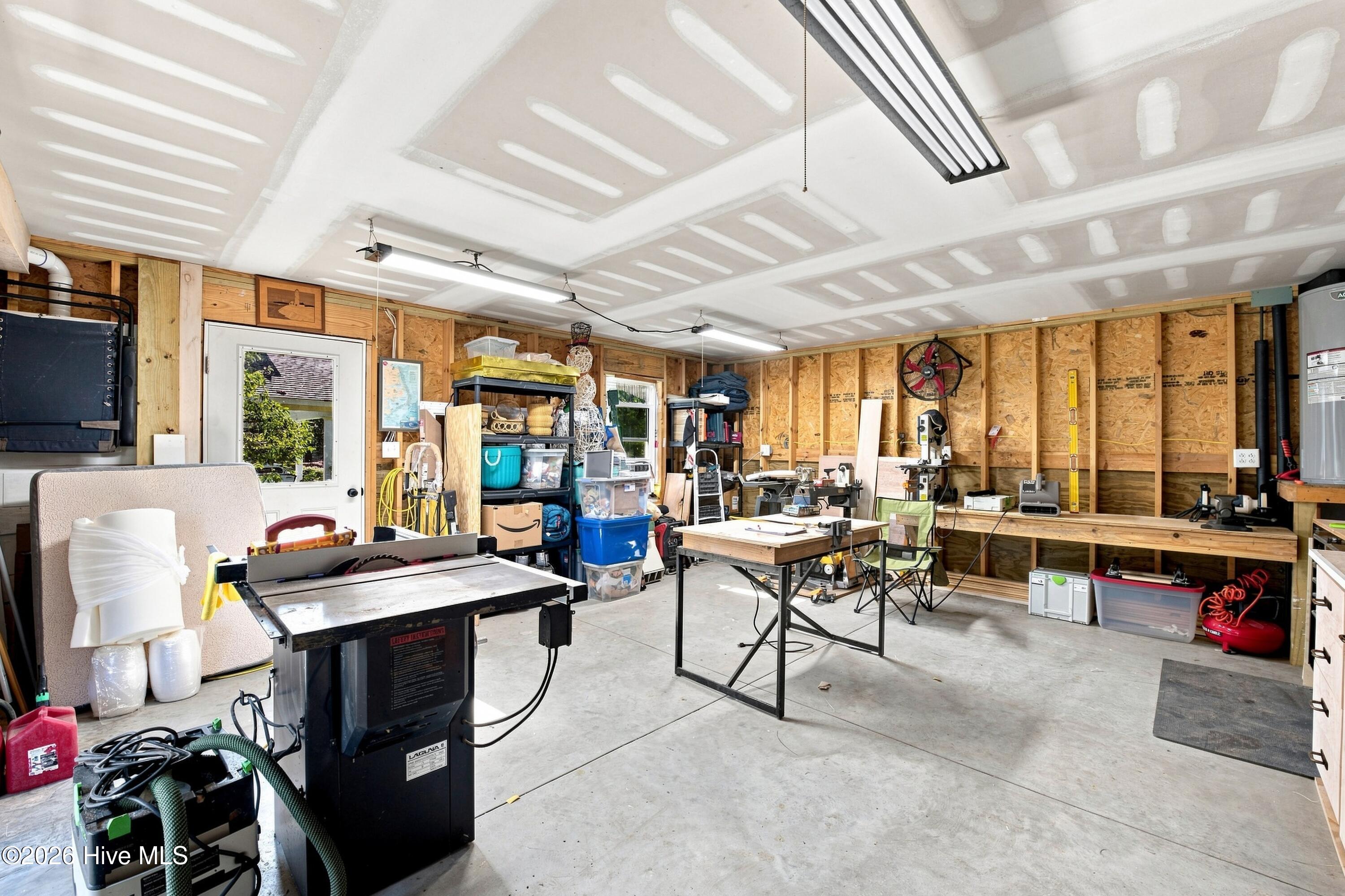 619 First Avenue,Oriental