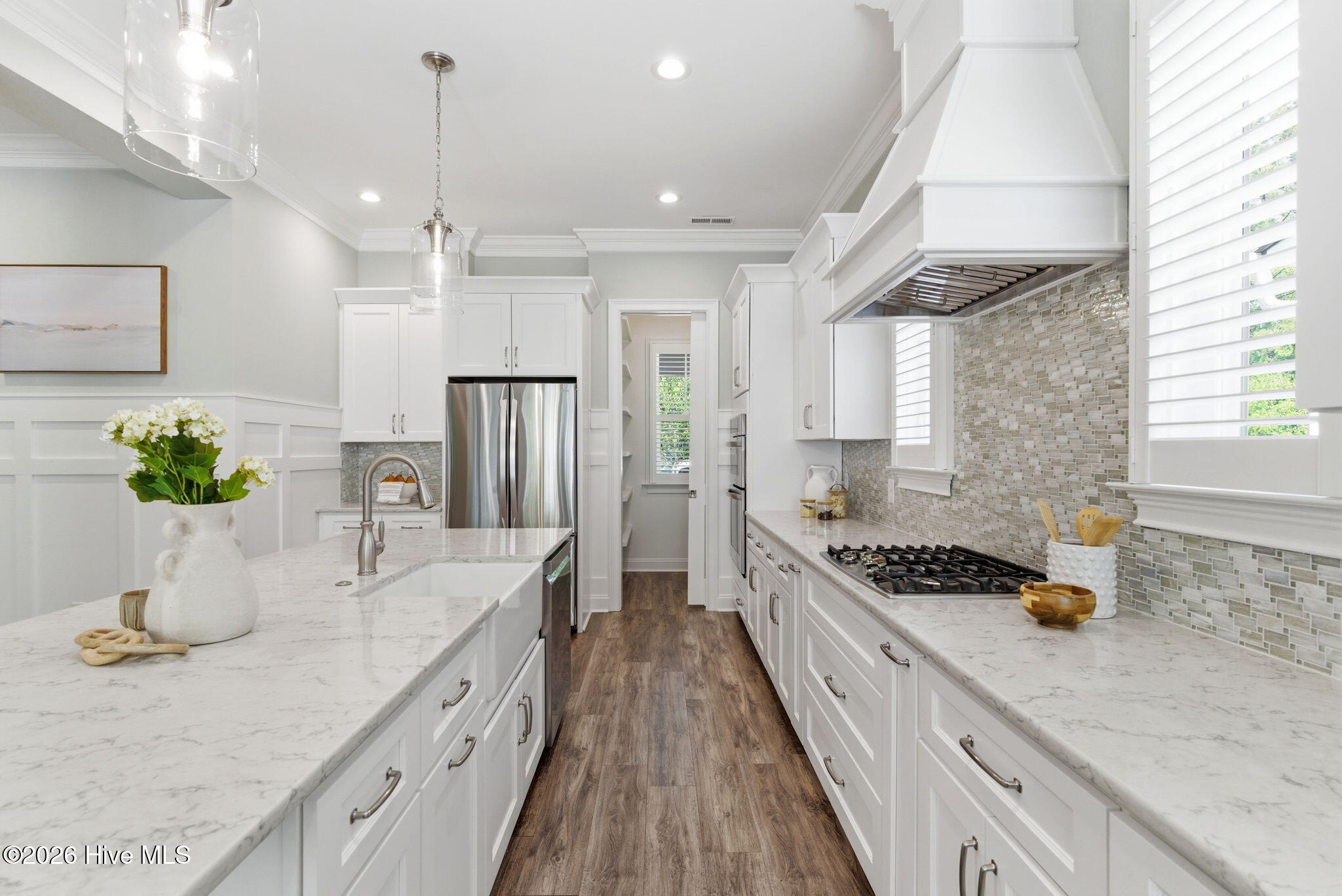 100569885 | Photo 13