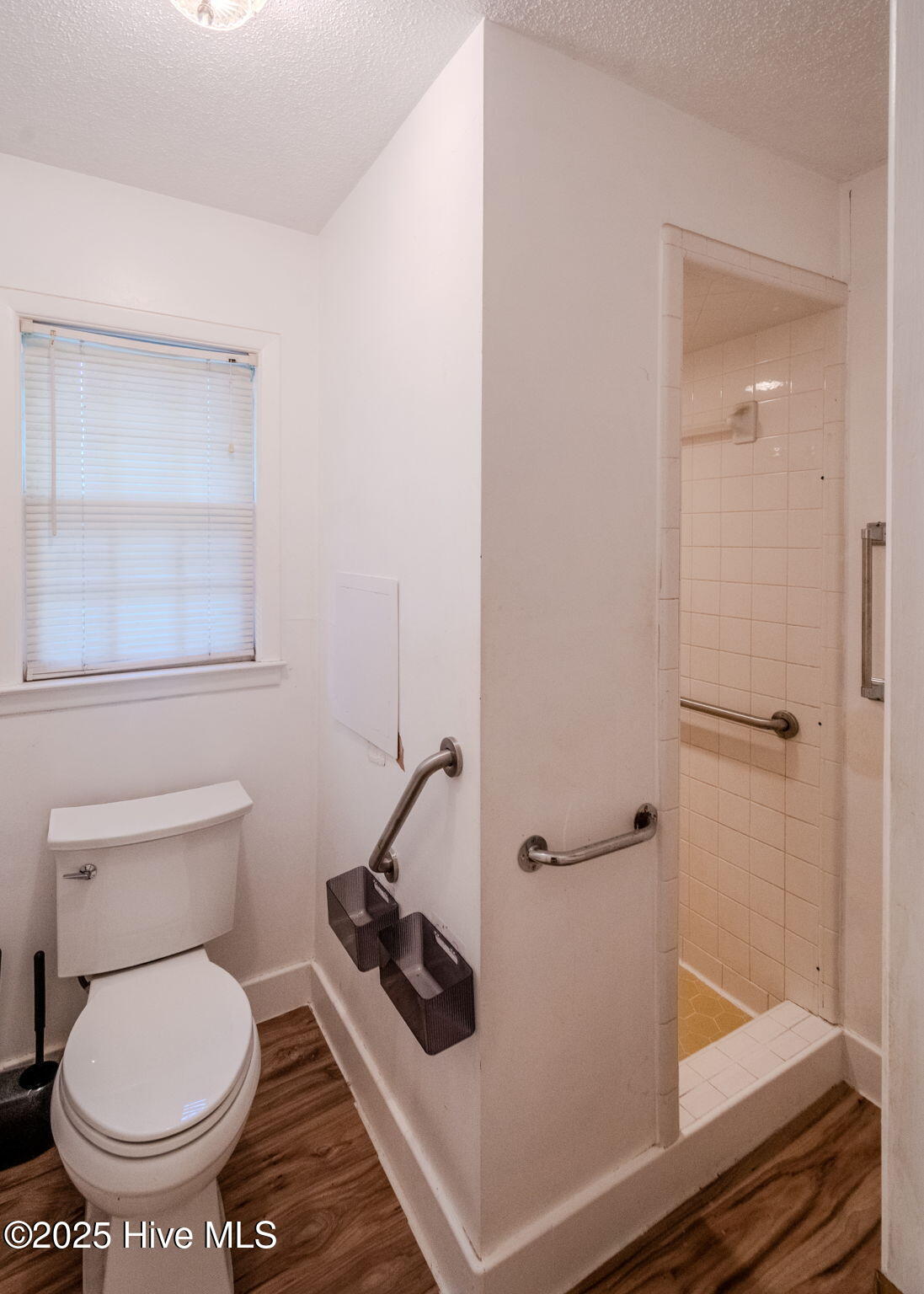 100521398 | Photo 18