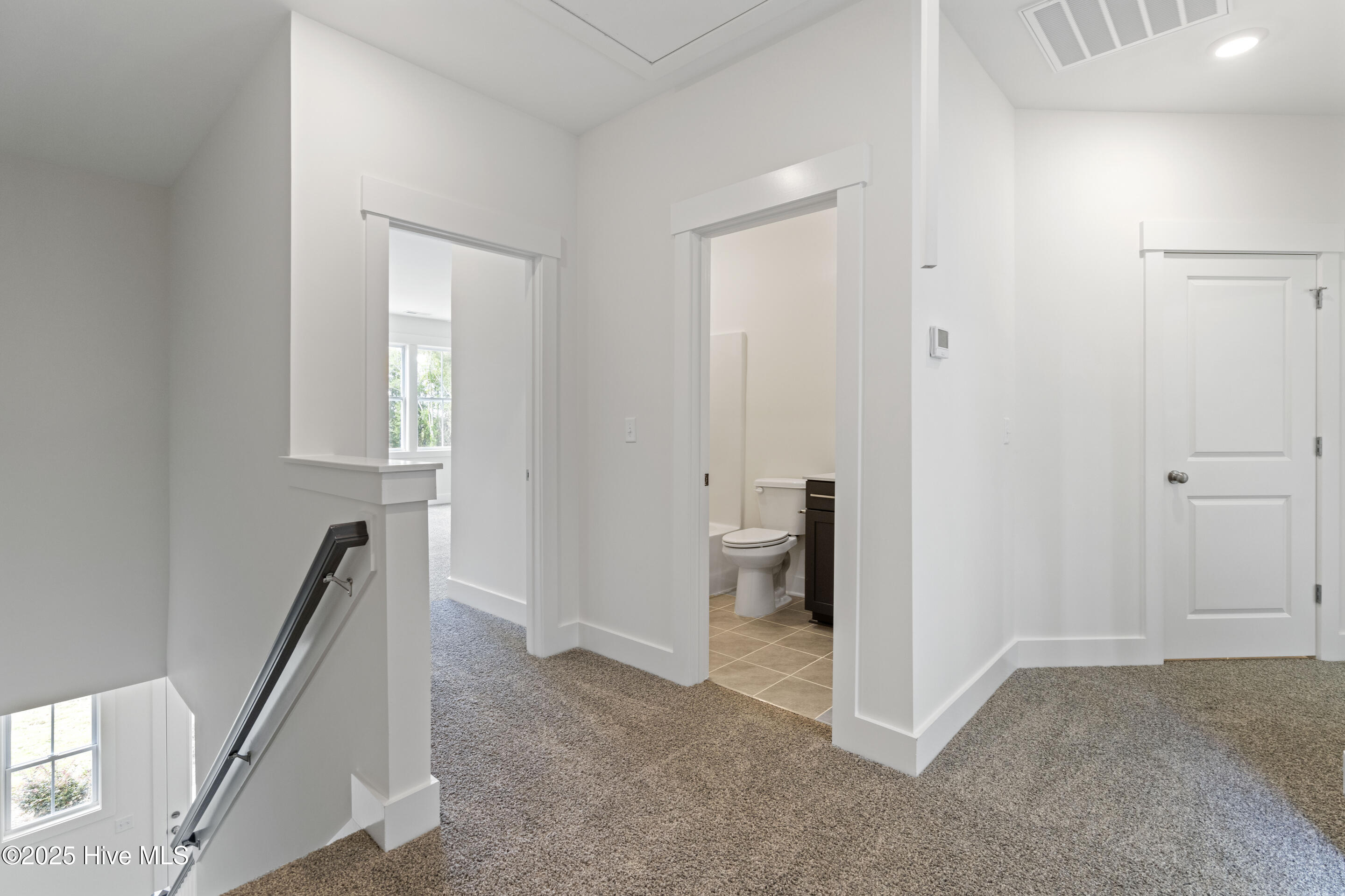 100530900 | Photo 15