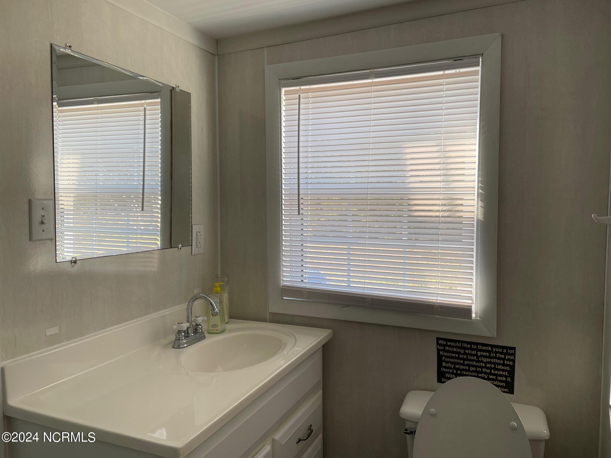 2524 Cedar Island Road,Cedar Island