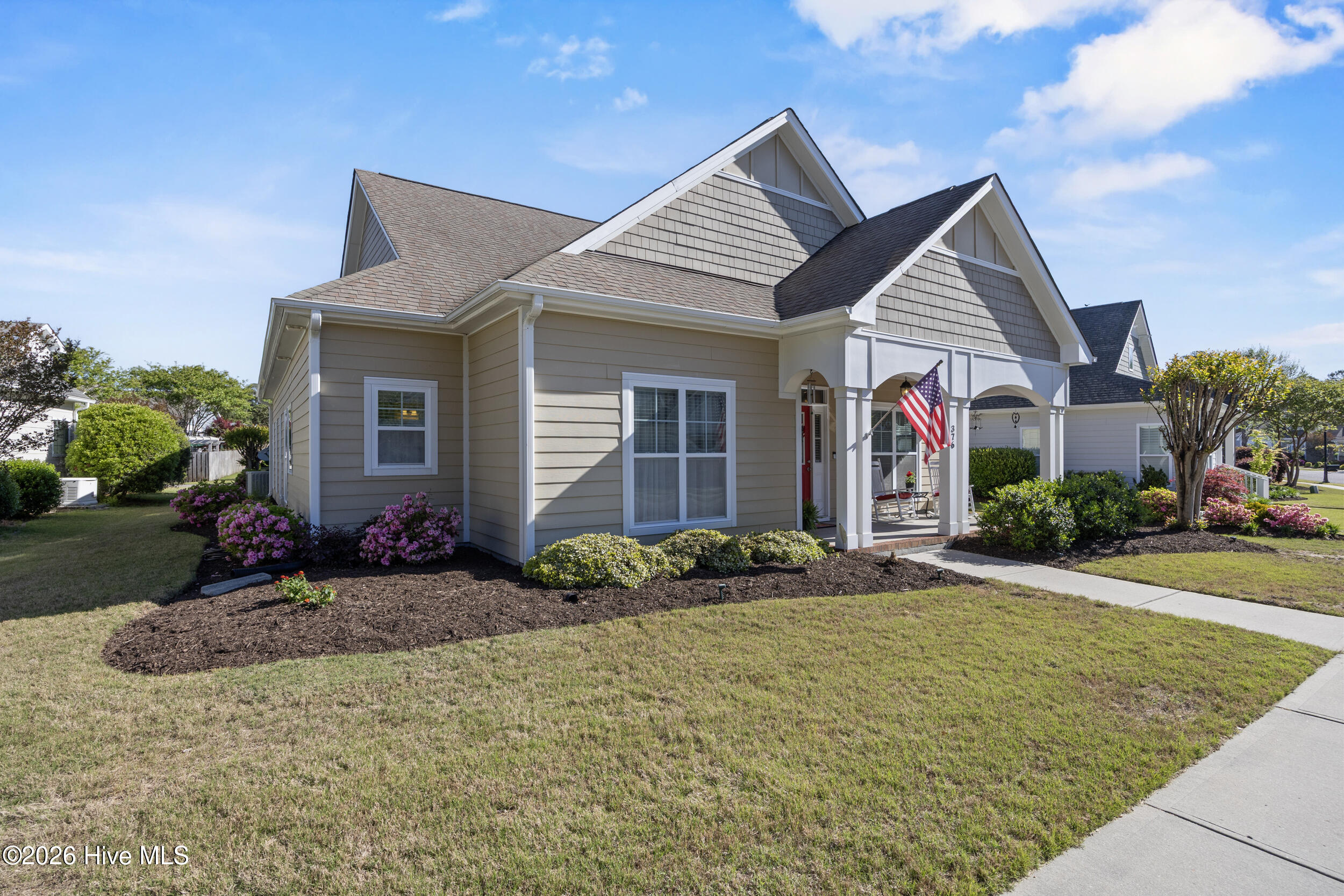 100567413 | Photo 27