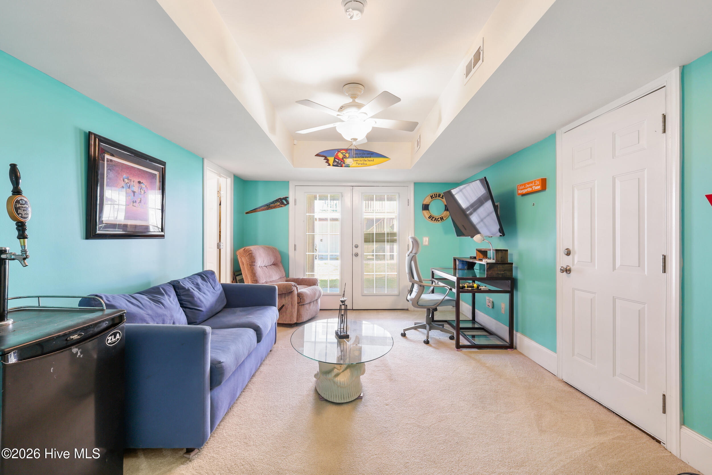 100568478 | Photo 32