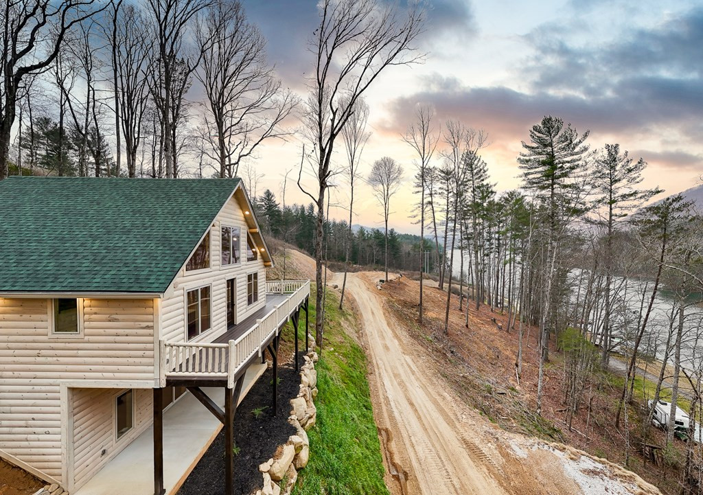 2nd image of 153 Betty Sue Deyton Rd, Robbinsville, NC 28771 | MLS# 98544290