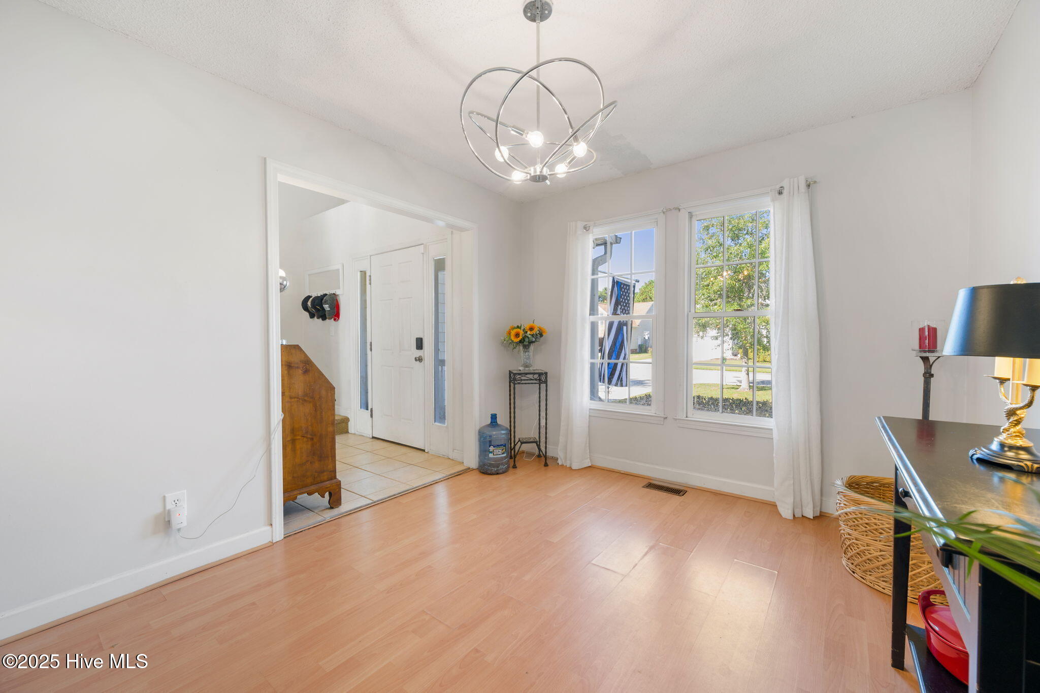 100531904 | Photo 15