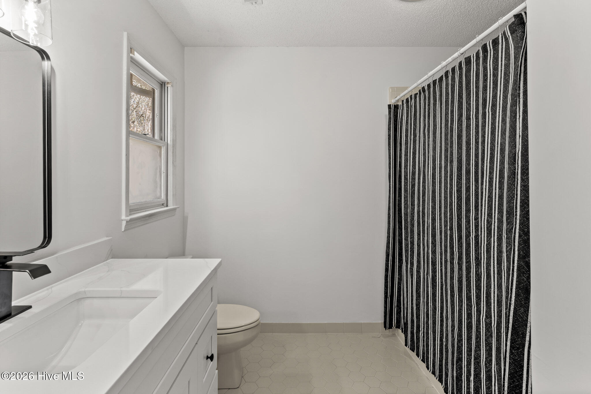 100552113 | Photo 23