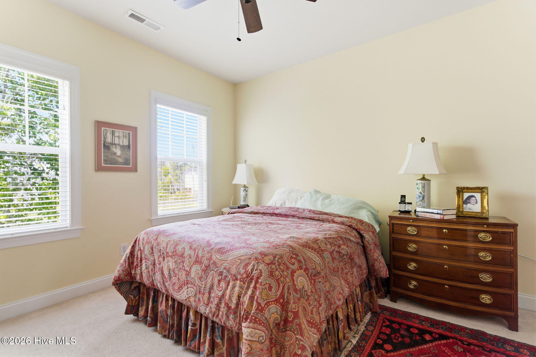 100569700 | Photo 37