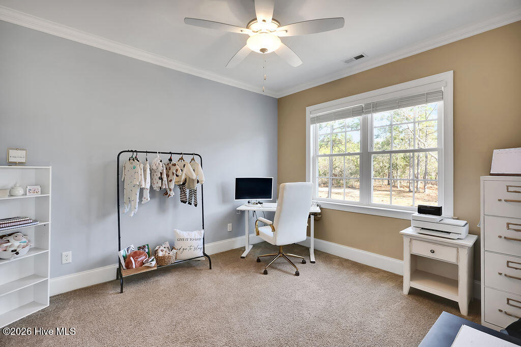 100547742 | Photo 21