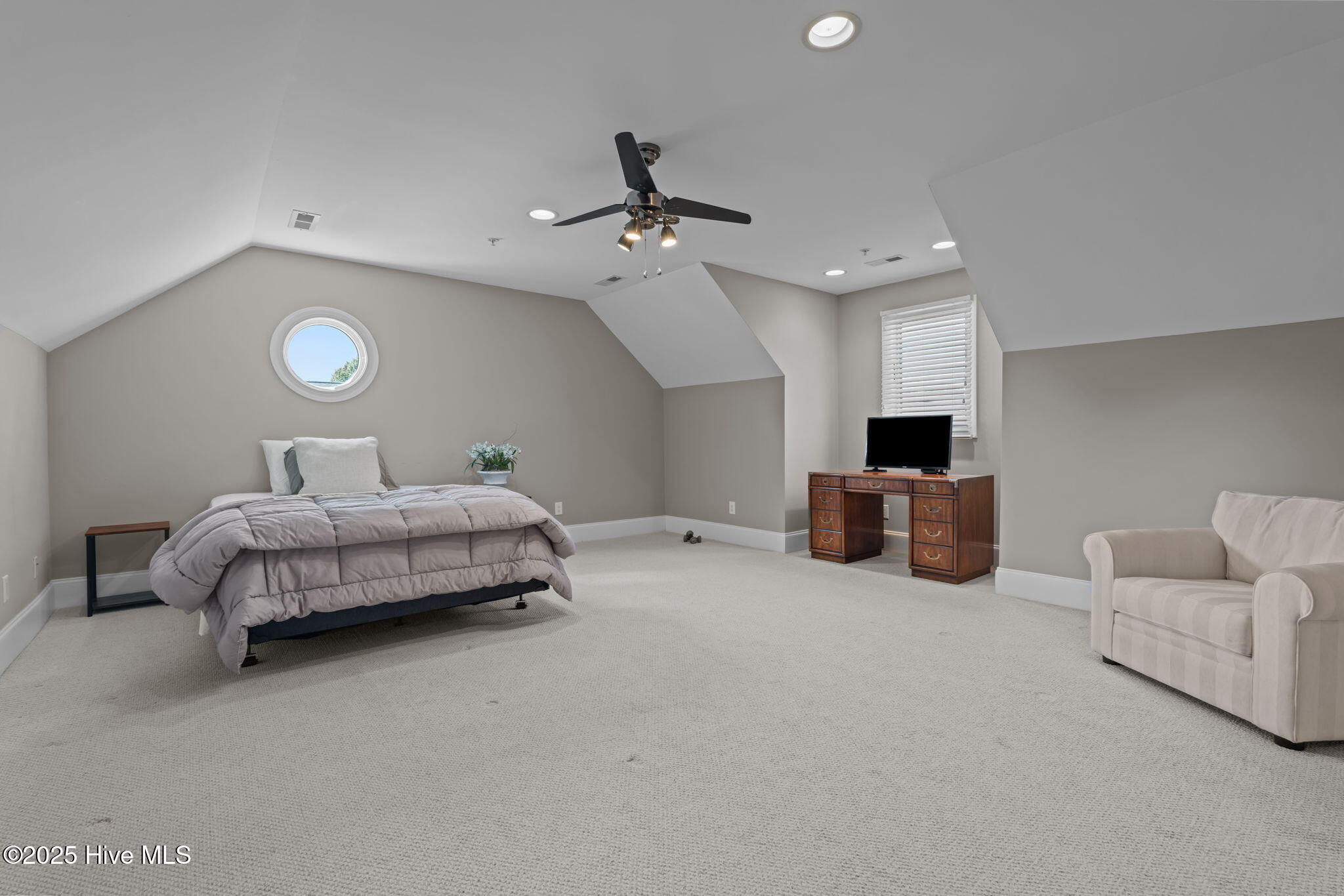 Bonus Room with Full Bathroom