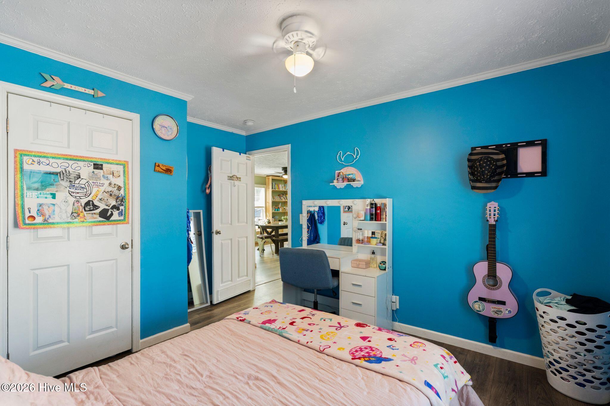 100559666 | Photo 33