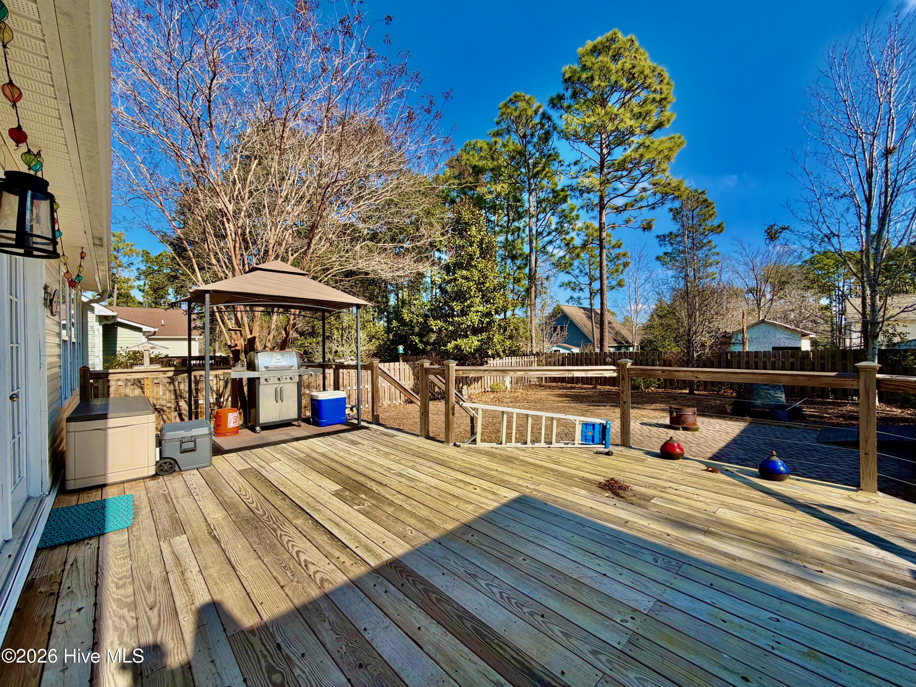 100553297 | Photo 46