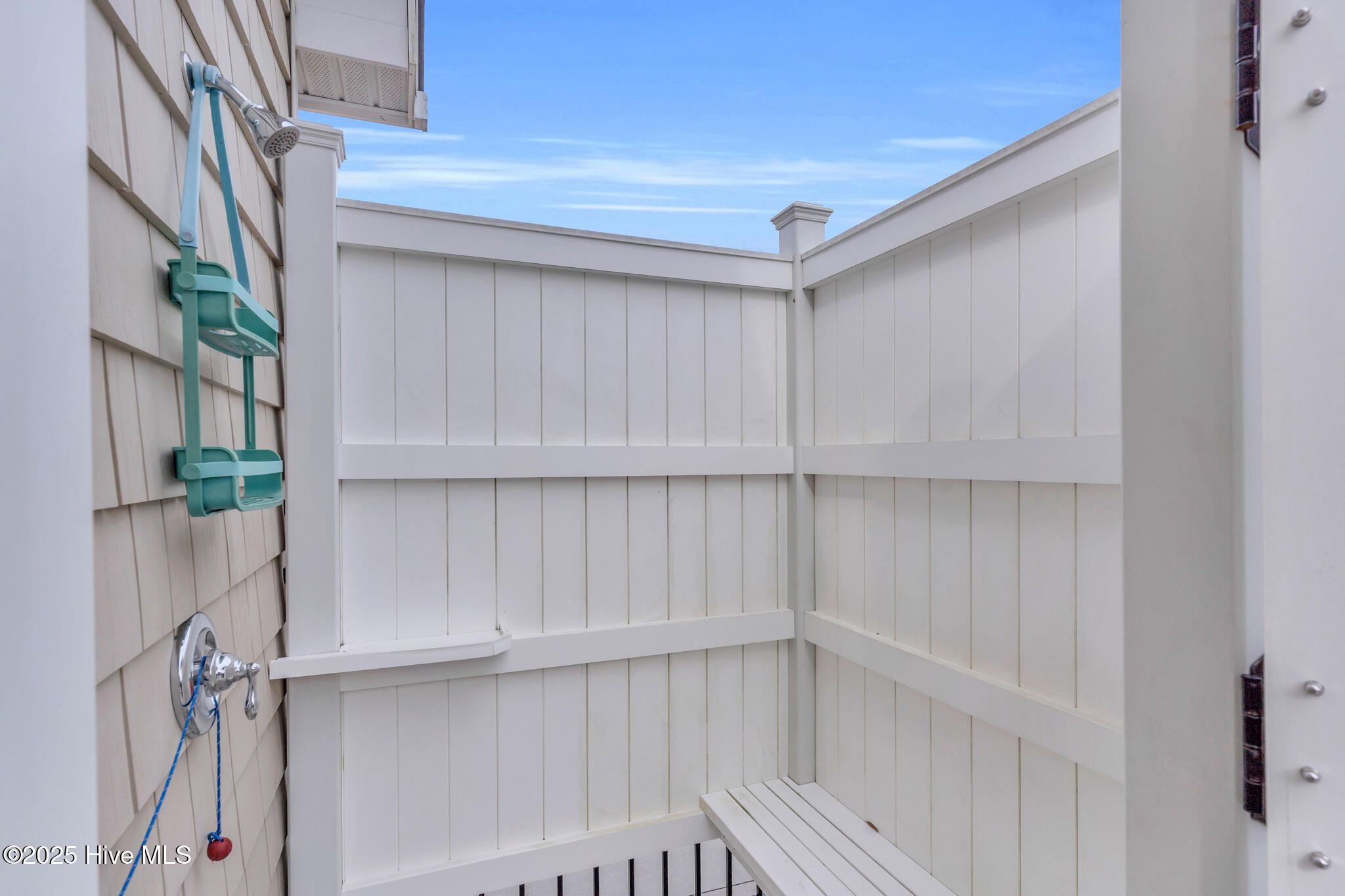 100494637 | Photo 102