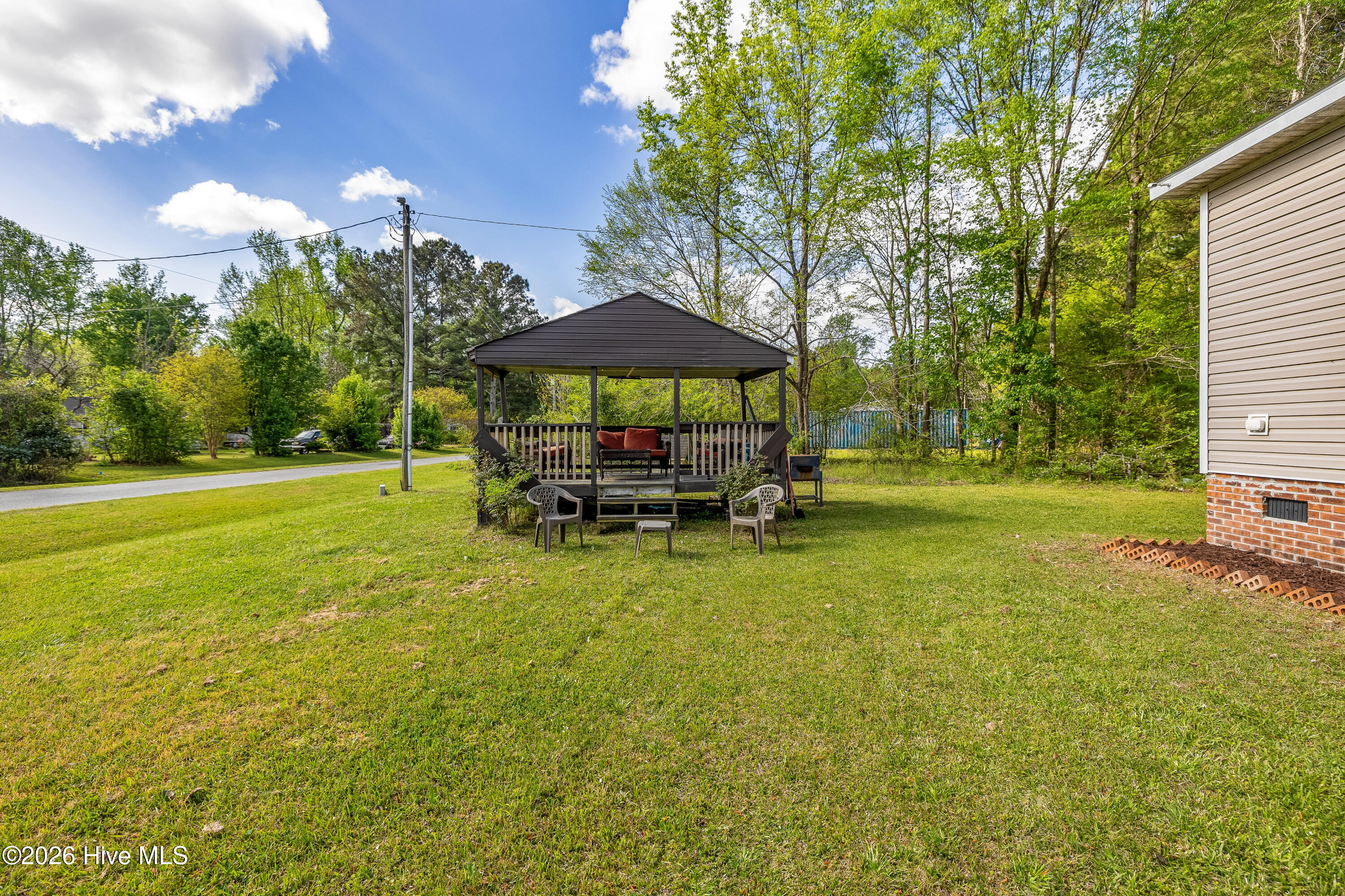 100565815 | Photo 29