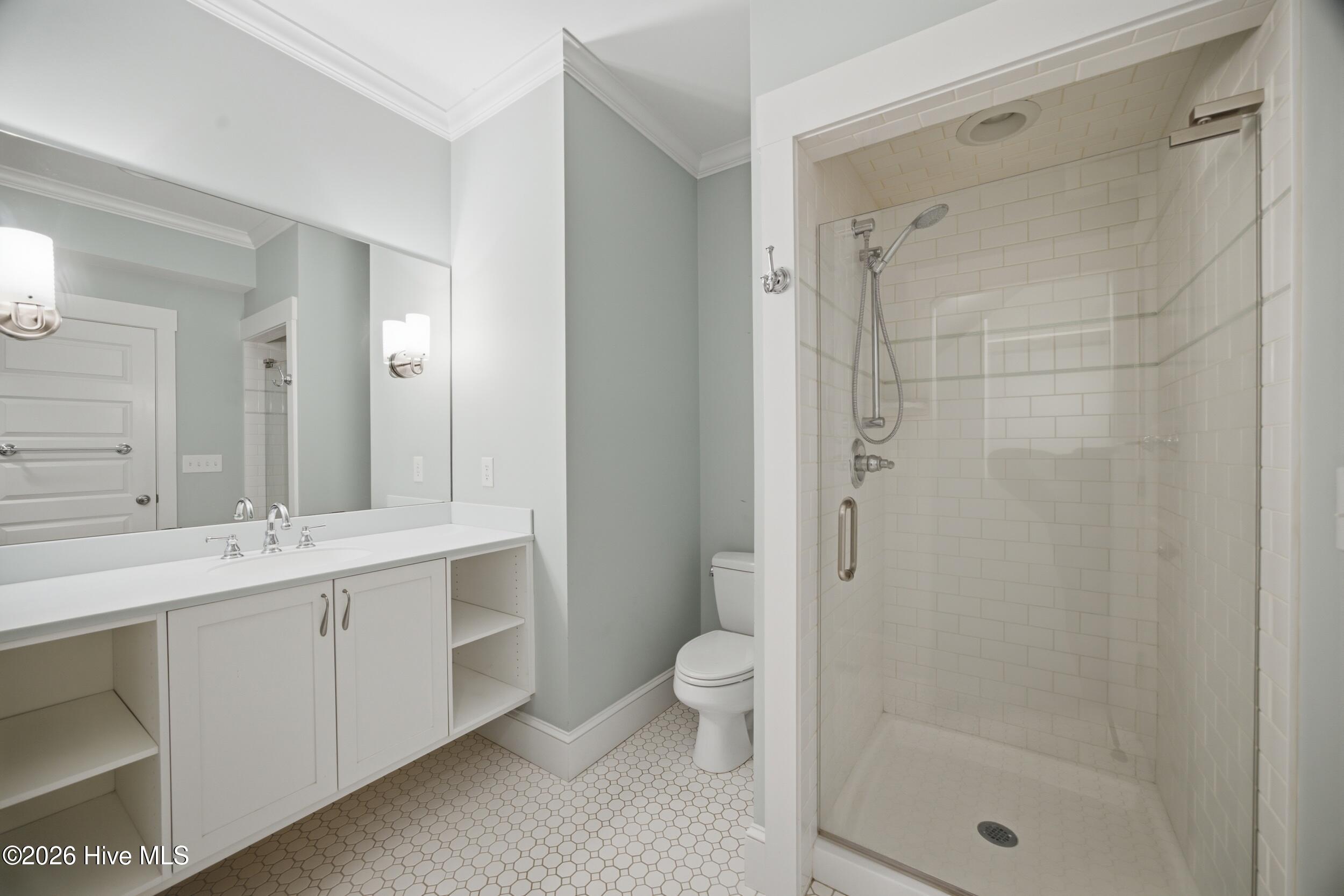 100566122 | Photo 42